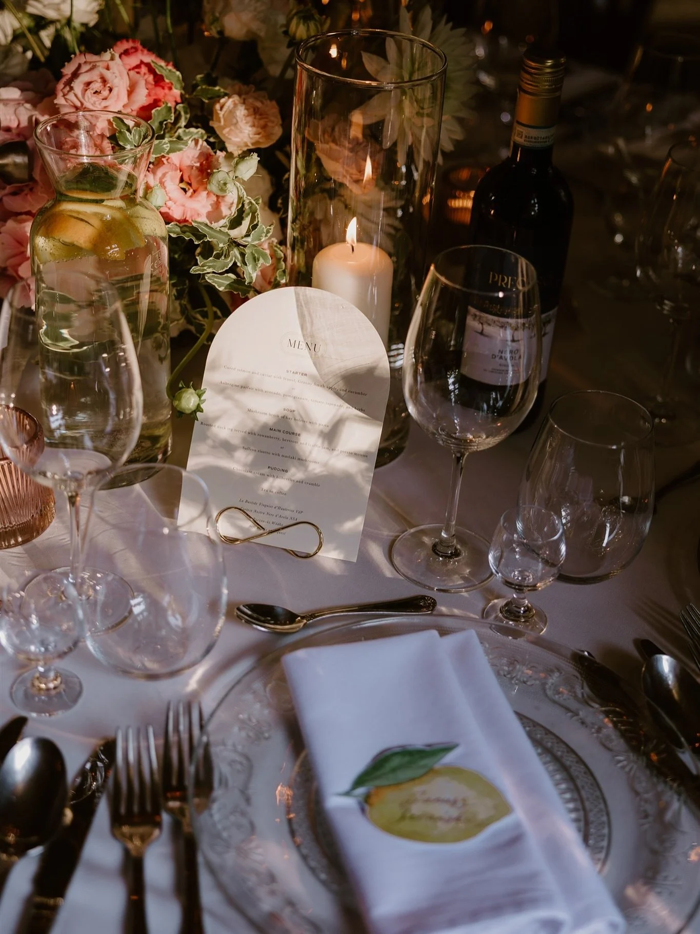 The kind of love that fills the room.
Julia & James, thank you for letting me tell your story 🤍
Photographer @anitakphotography 
Videographer @blask_kadru 
Venue @palac_zdunowo 
Second photographer @dinachernets 
Car @limuzynadoslubu 
Decor @lo