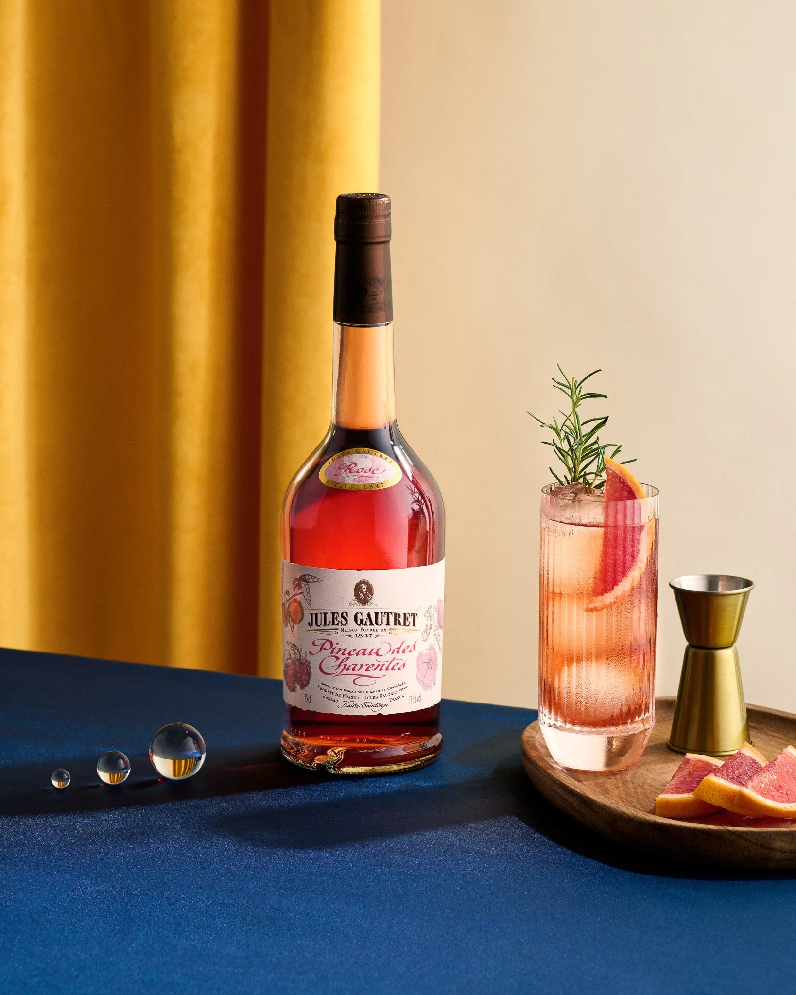 Jules Gautret Pineau Rosé 1.jpg