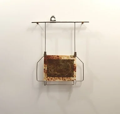 Untitled (Red Rust, negative 17.13, Guangzhou, 1982), Series 01.04, 2025.
10.4 x 12.9 x4 cm.
Darkroom film negative developing frame, 425 g/m2 Saunders Waterford paper, Archival giclee print, Iron Oxide and Random materials, Wax, Rusty Nails.