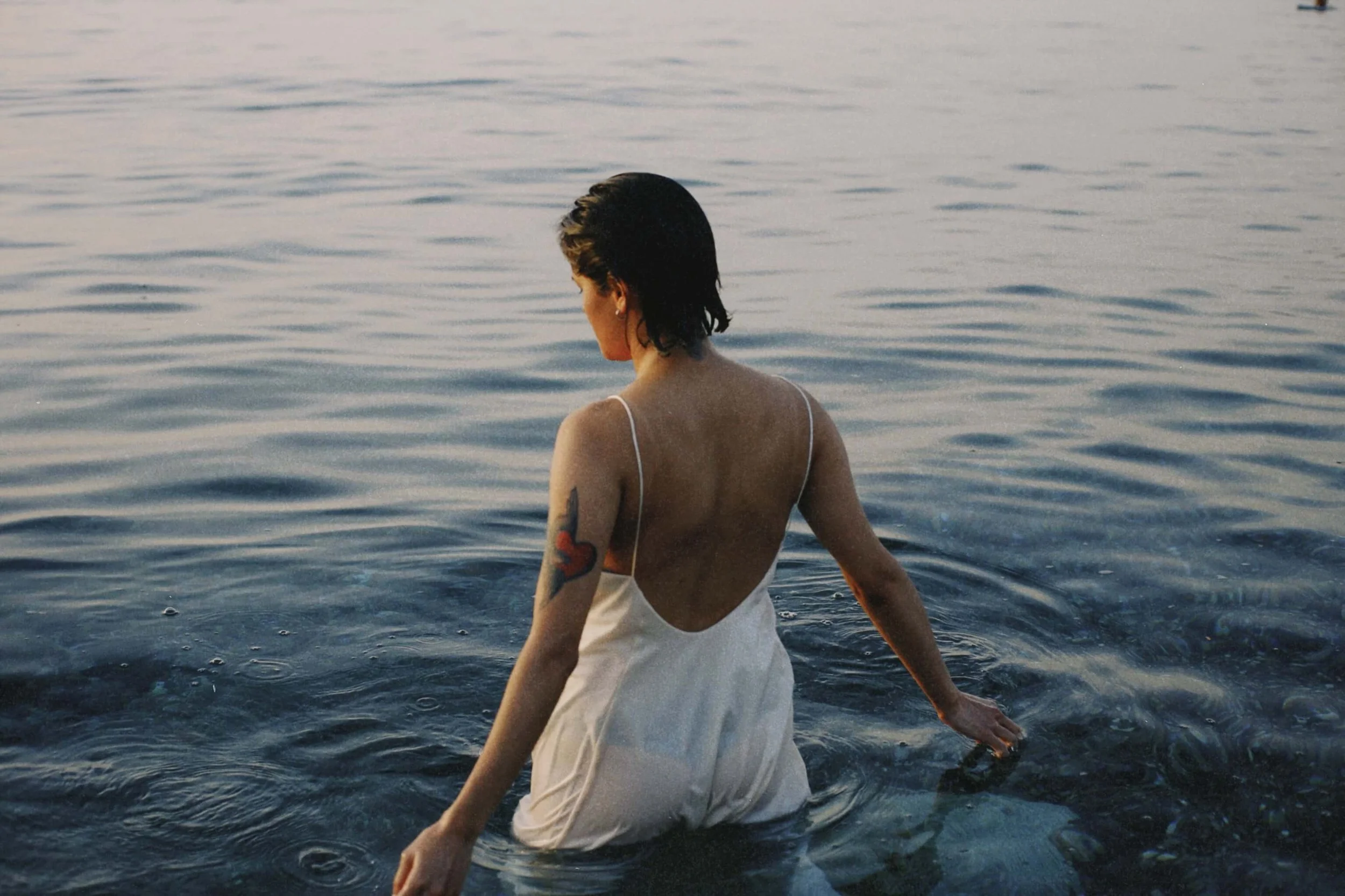 Brenda en el mar, sesión de fotos de Elena en Barcelona
