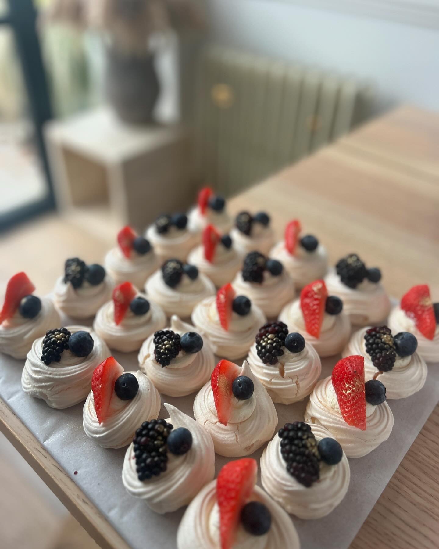 A few recents from the last week 🤍✨

1. Pavlova symmetry (is this as pleasing to you as it is to me?!)
2. My favourite way to start my week with a long walk &amp; a good podcast 
3. First disco cuteness
4. I&rsquo;ve perfected the almond buns &amp; 