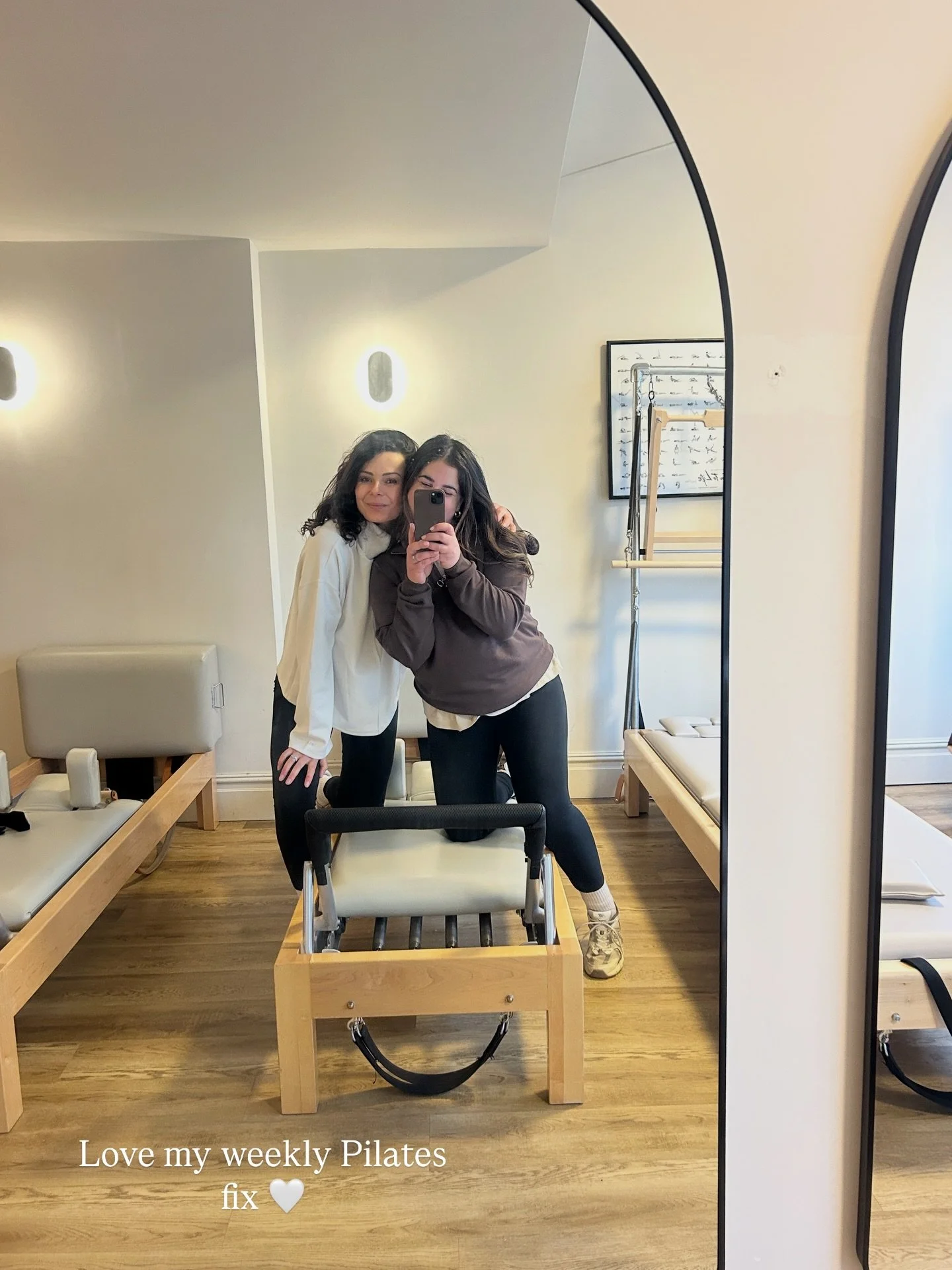 Lately - mostly food as January so far has involved a LOT of time in the kitchen, but a few other lovely moments in between 🫶🏼
#lifelately #photodump #cameraroll #lifeasacaterer #caterer