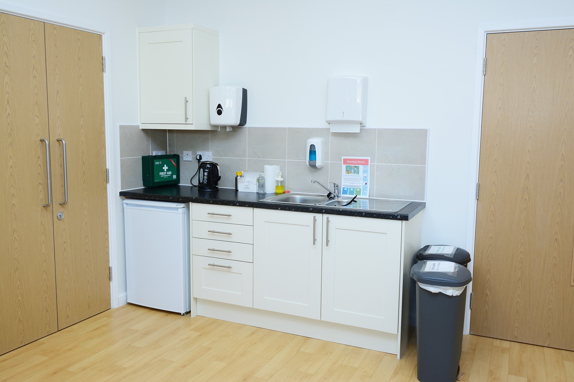 Small-kitchen-facility-in-Bay-Hall.jpg