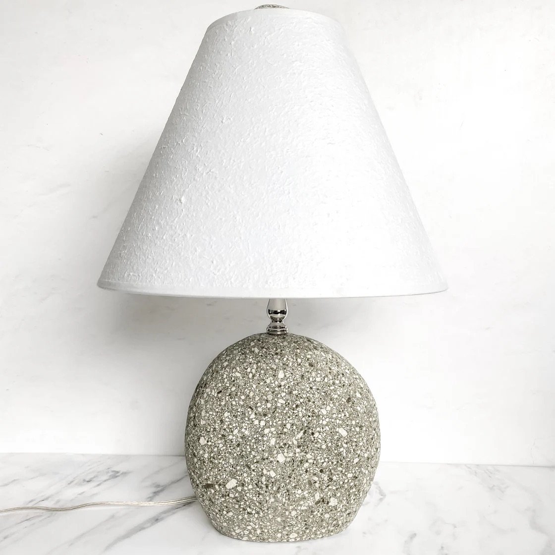 Single Stone Lamp_b.jpeg