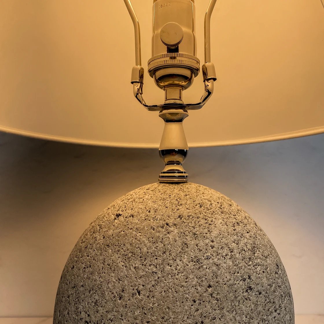 Single Stone Lamp_d.jpeg