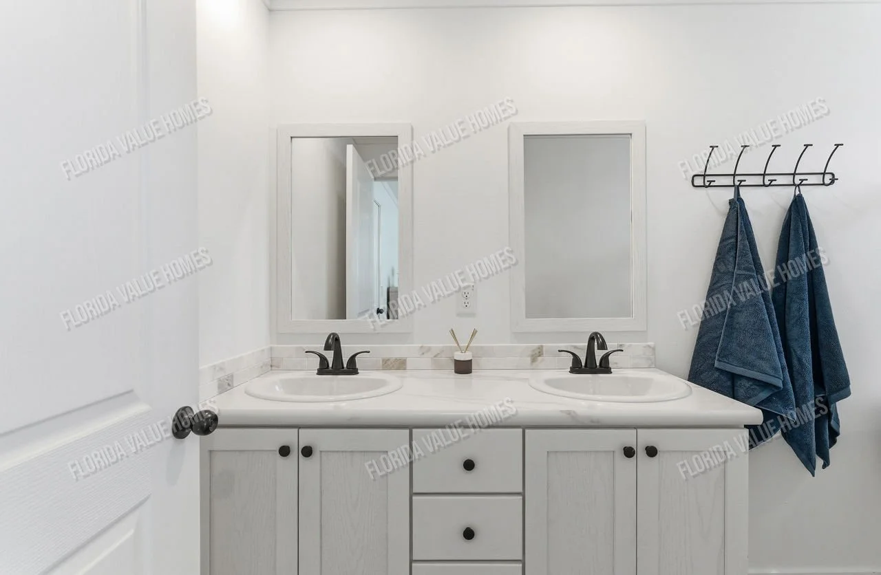 239-key-largo-2854h32g01-primary-bath.jpg