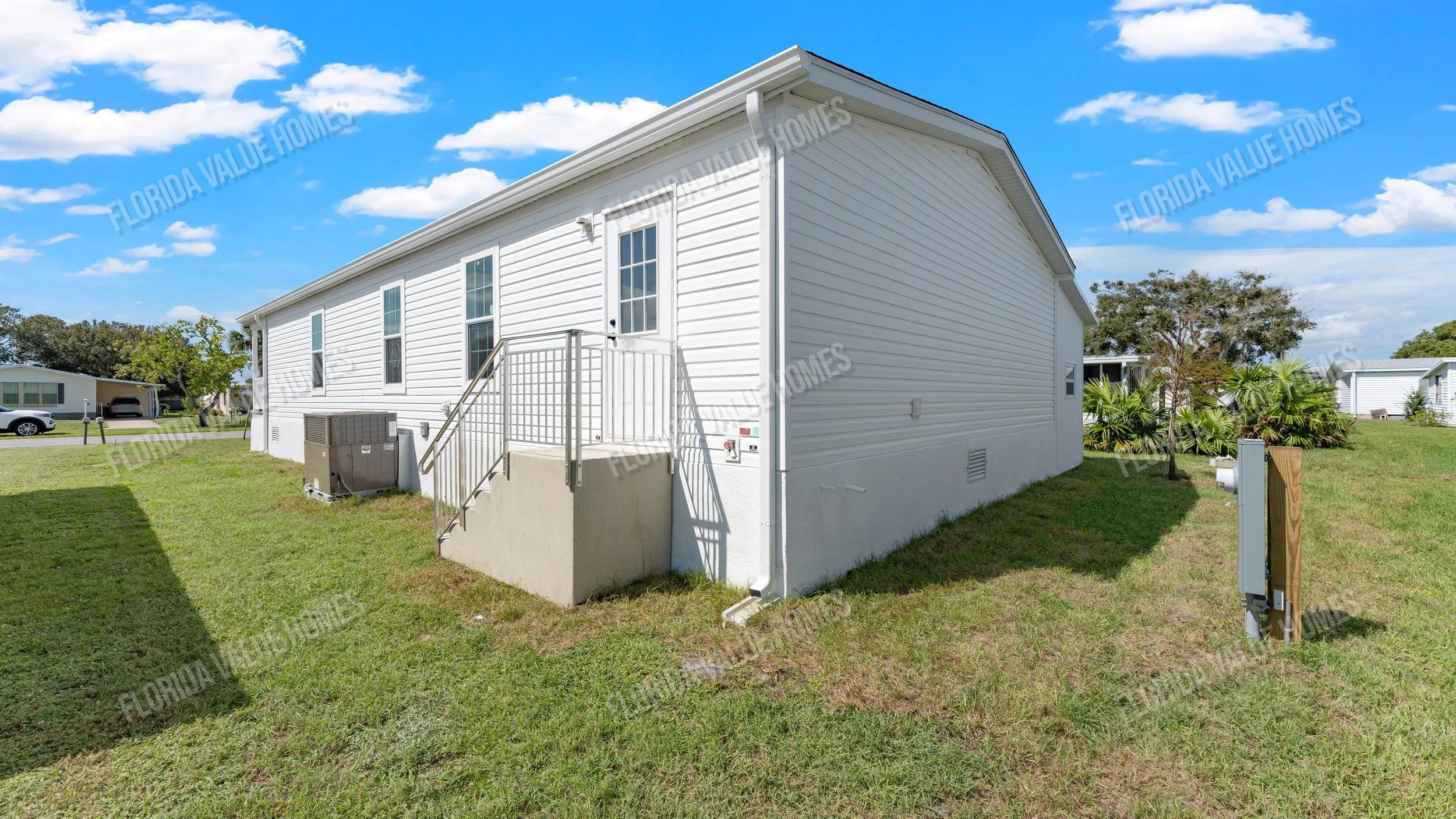 23-Exterior Back.jpg