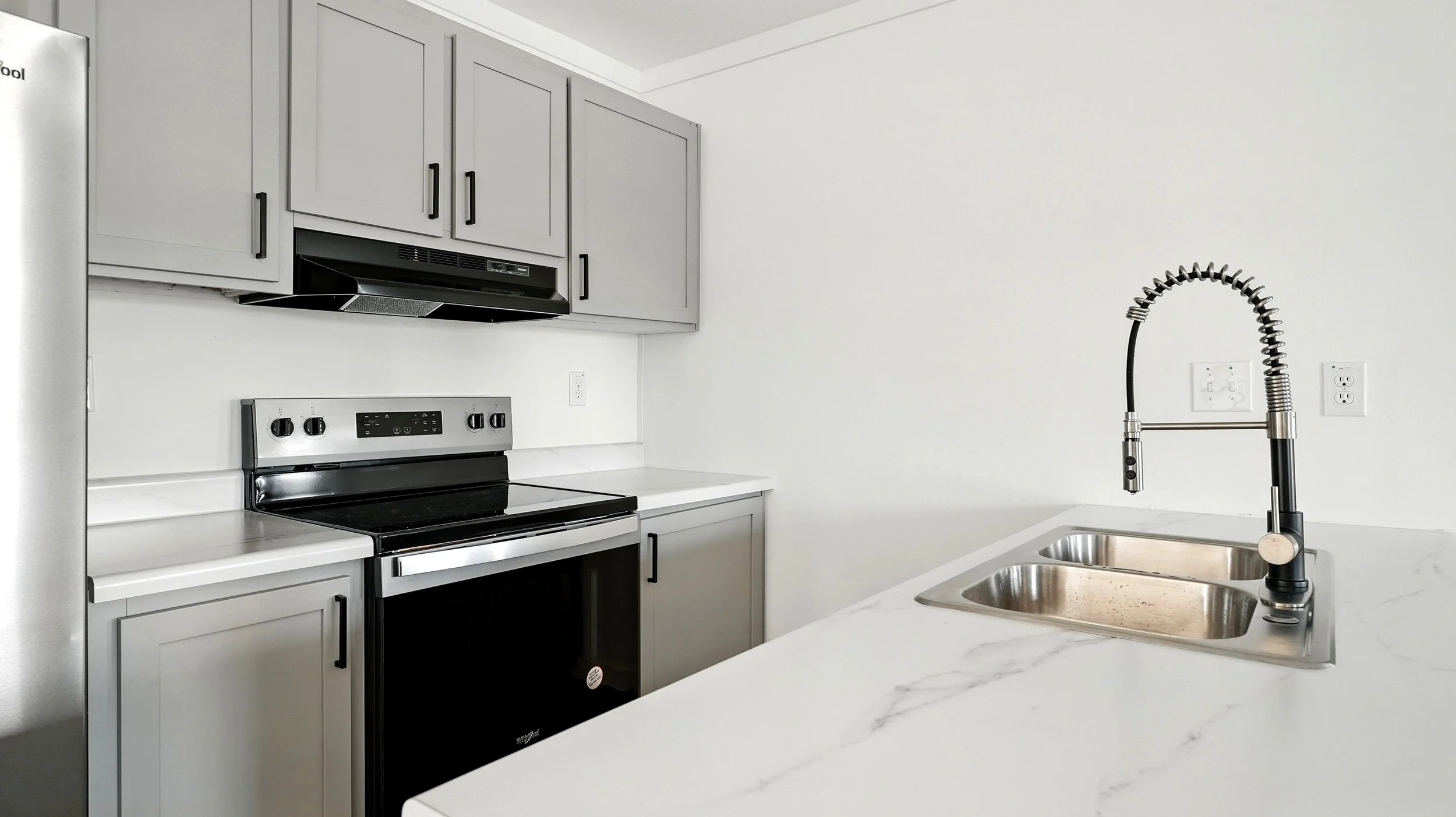 07-Kitchen.jpg