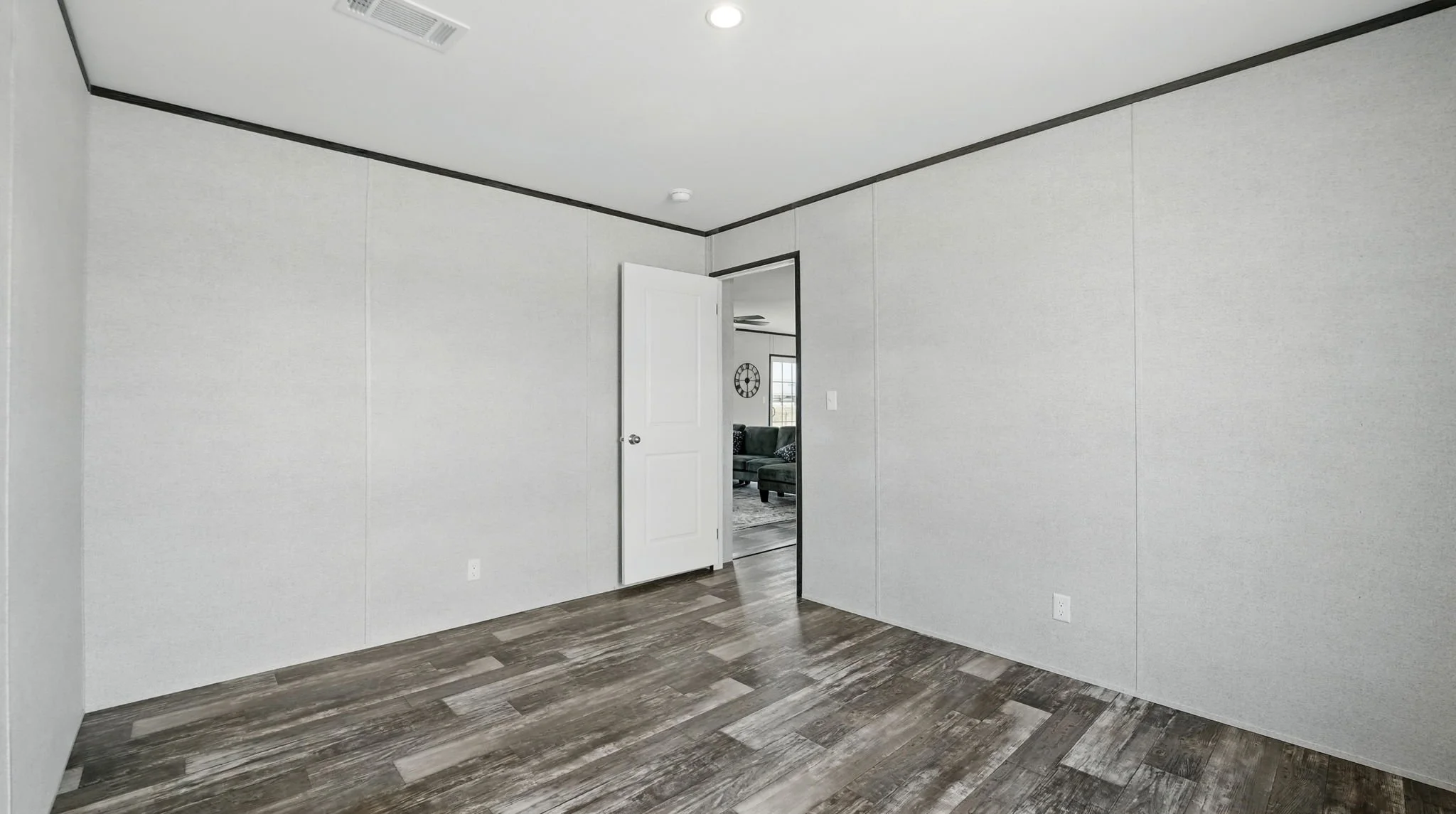 25-web-or-mls-Photo_010.jpg