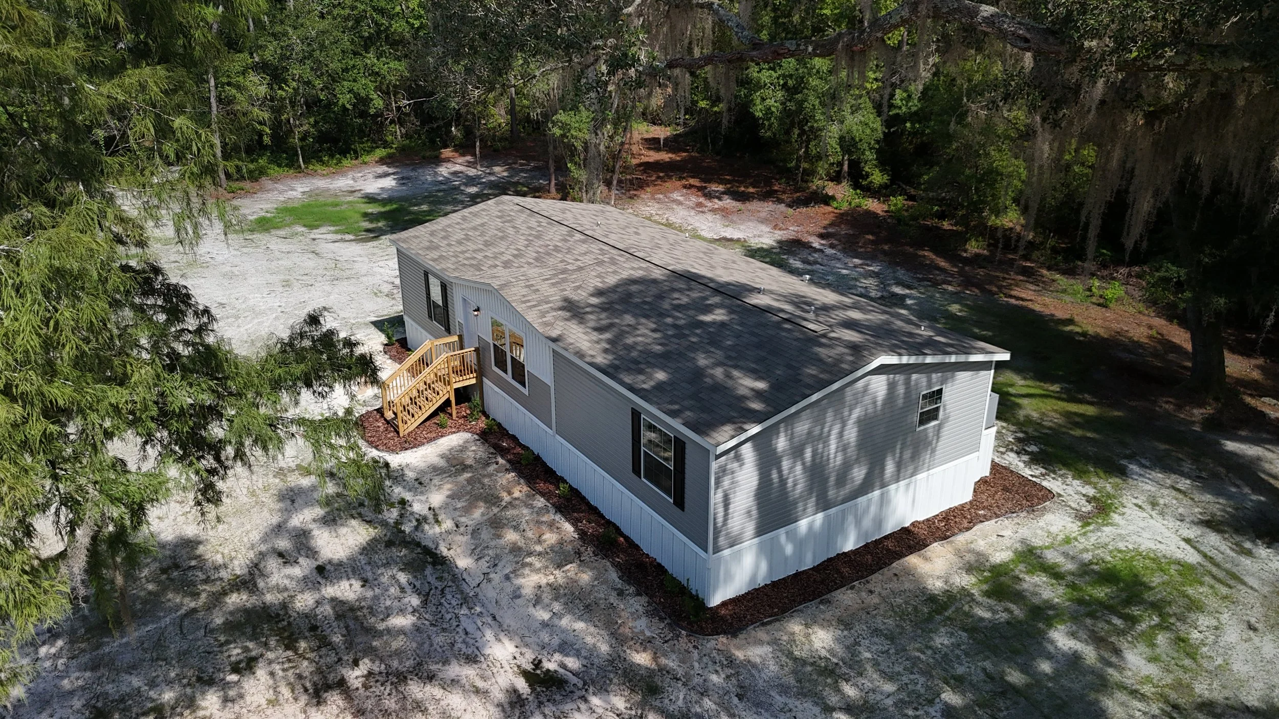 Lake Manor 28 x 56 3 Bed 2 Bath