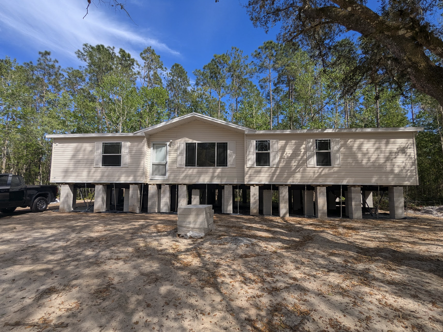 Lake Manor 32 x 60 3B/2BA