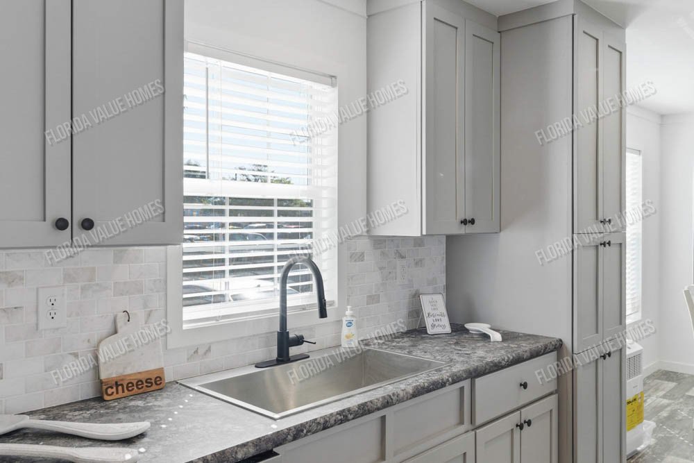 Gibbon-Tharp-239-key-largo-2856h32a1c-kitchen5.jpg