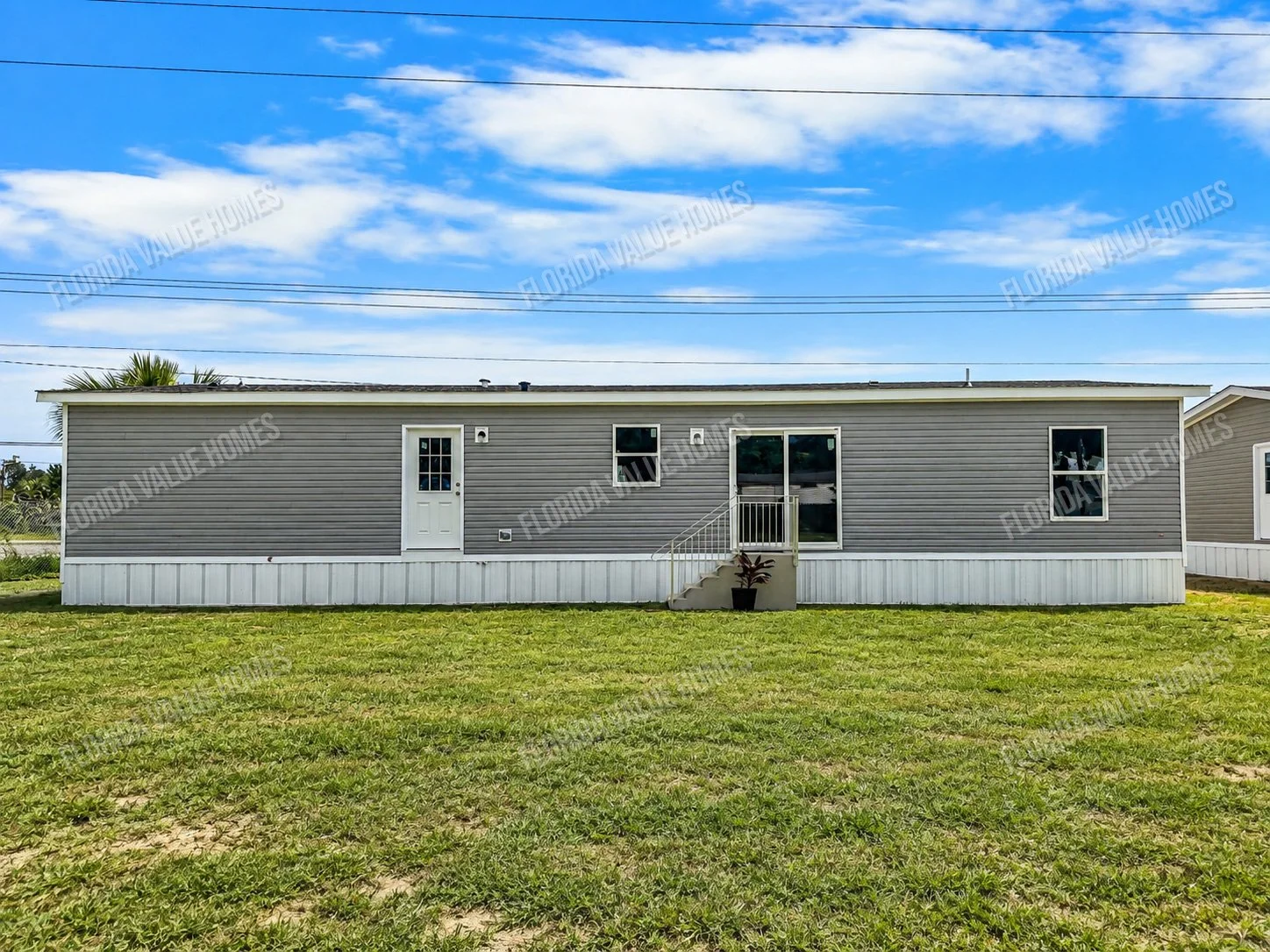Exterior 2 Clean.jpg