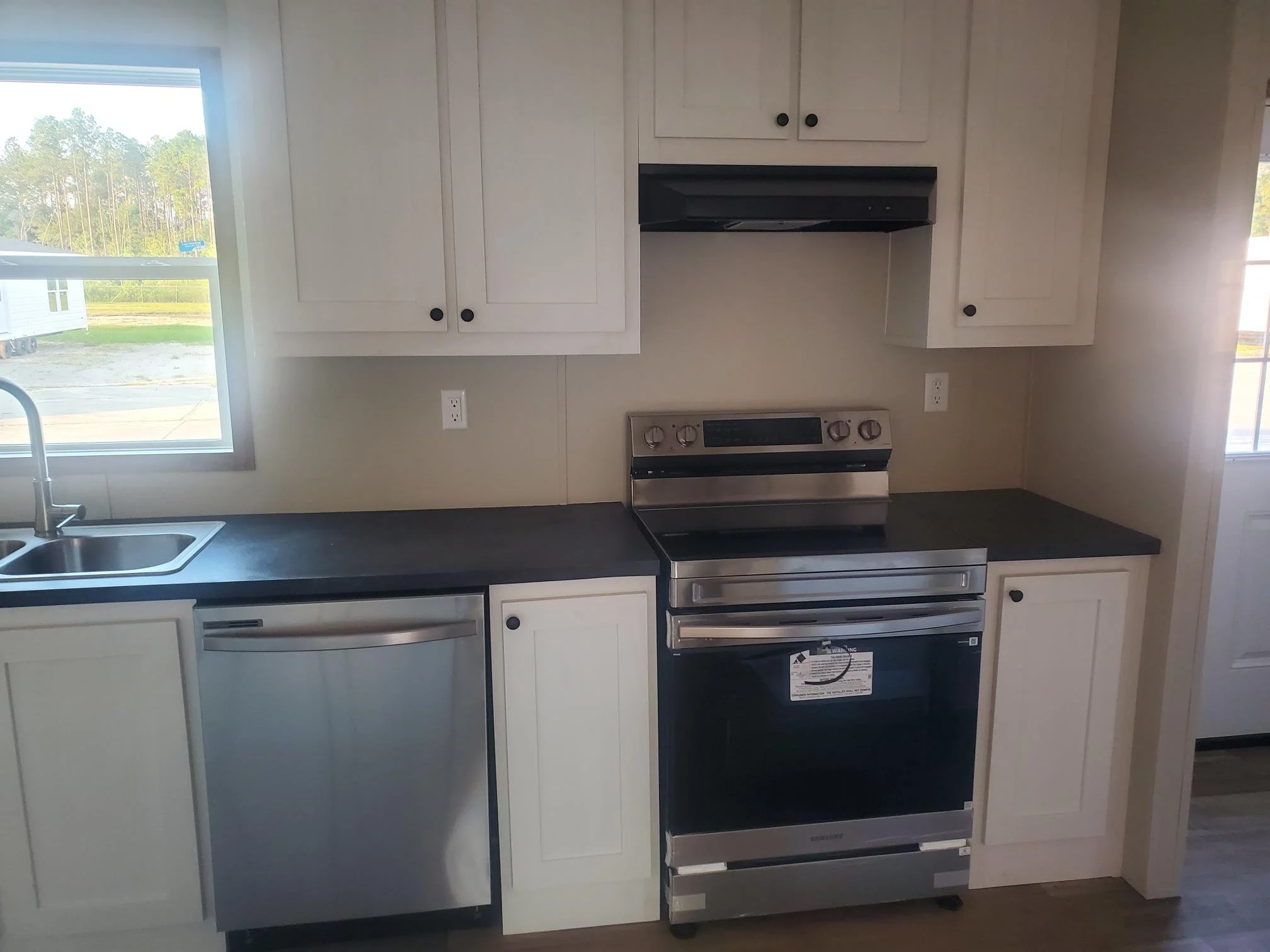 Kitchen 3.jpg