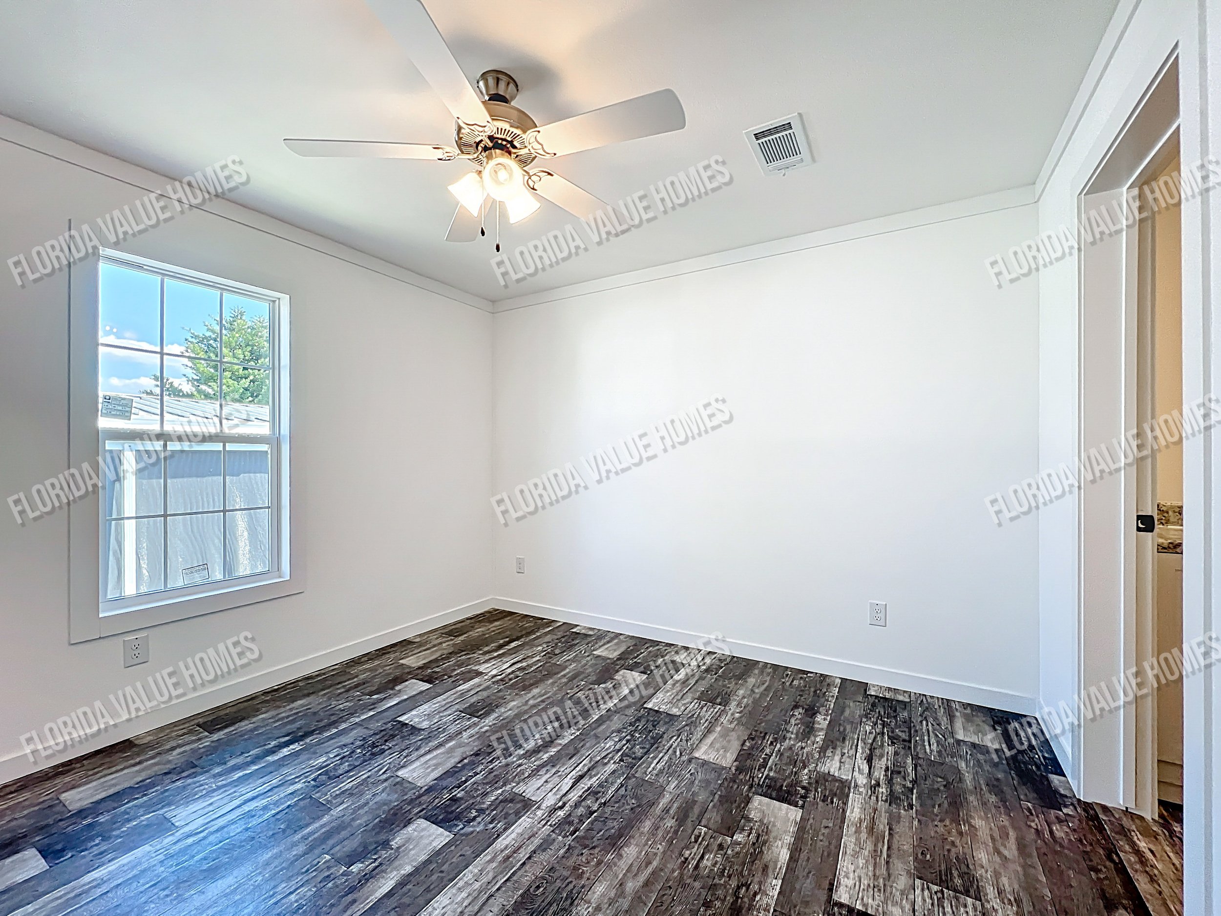 4117 10th Street Court E-34.jpg