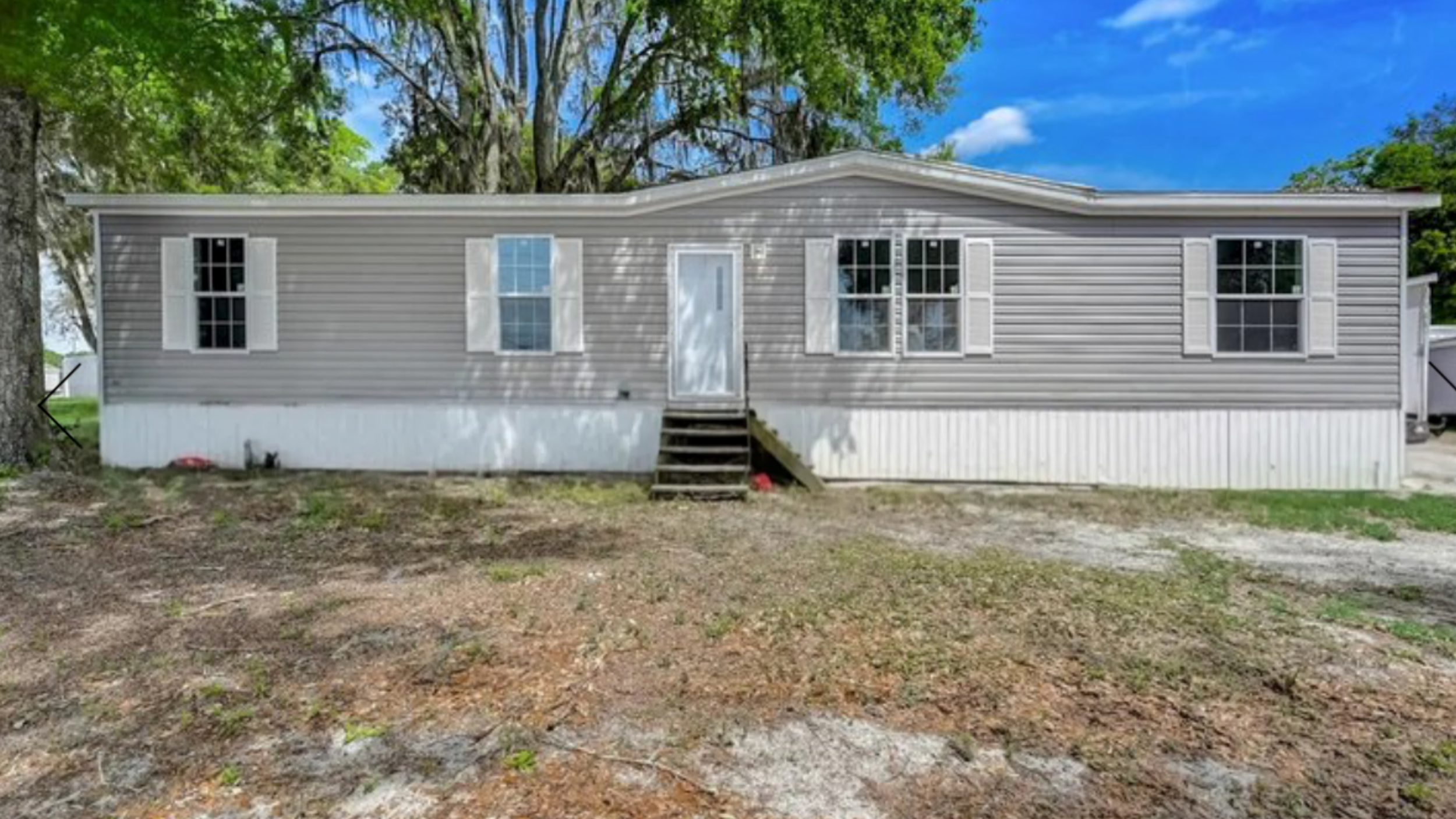 Exterior with skirting 1.png