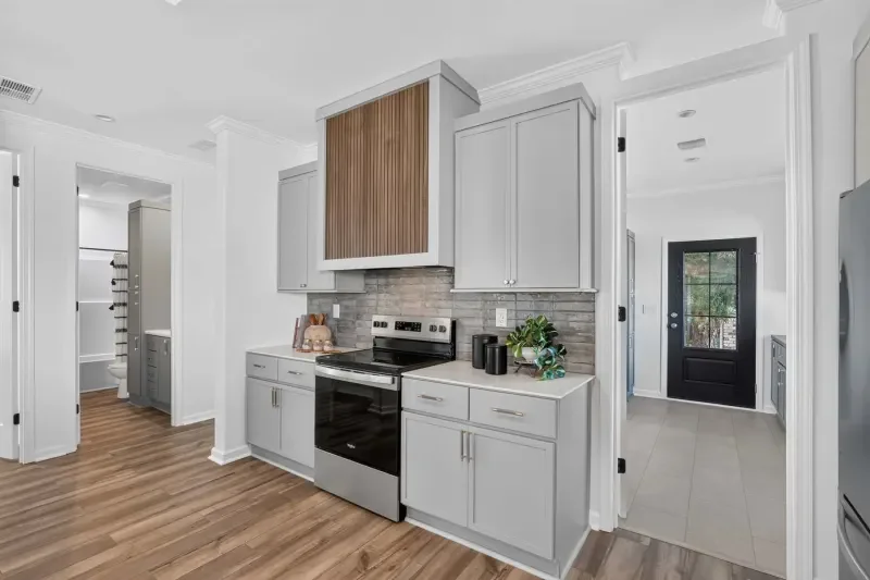239-silver-springs-juniper-springs-kitchen-3.webp