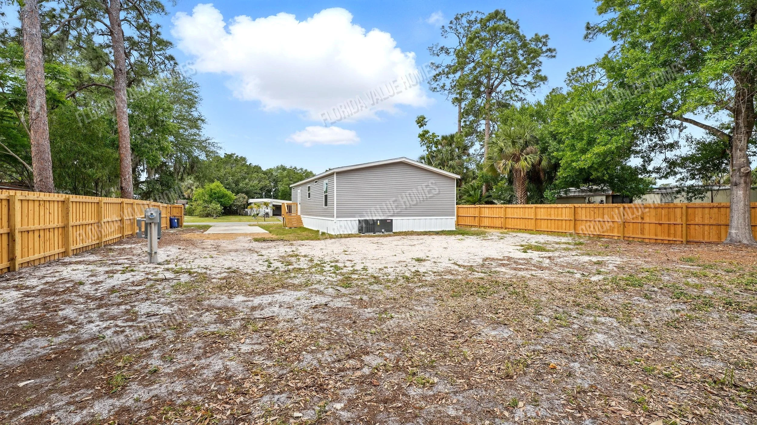 29-Exterior Back.jpg