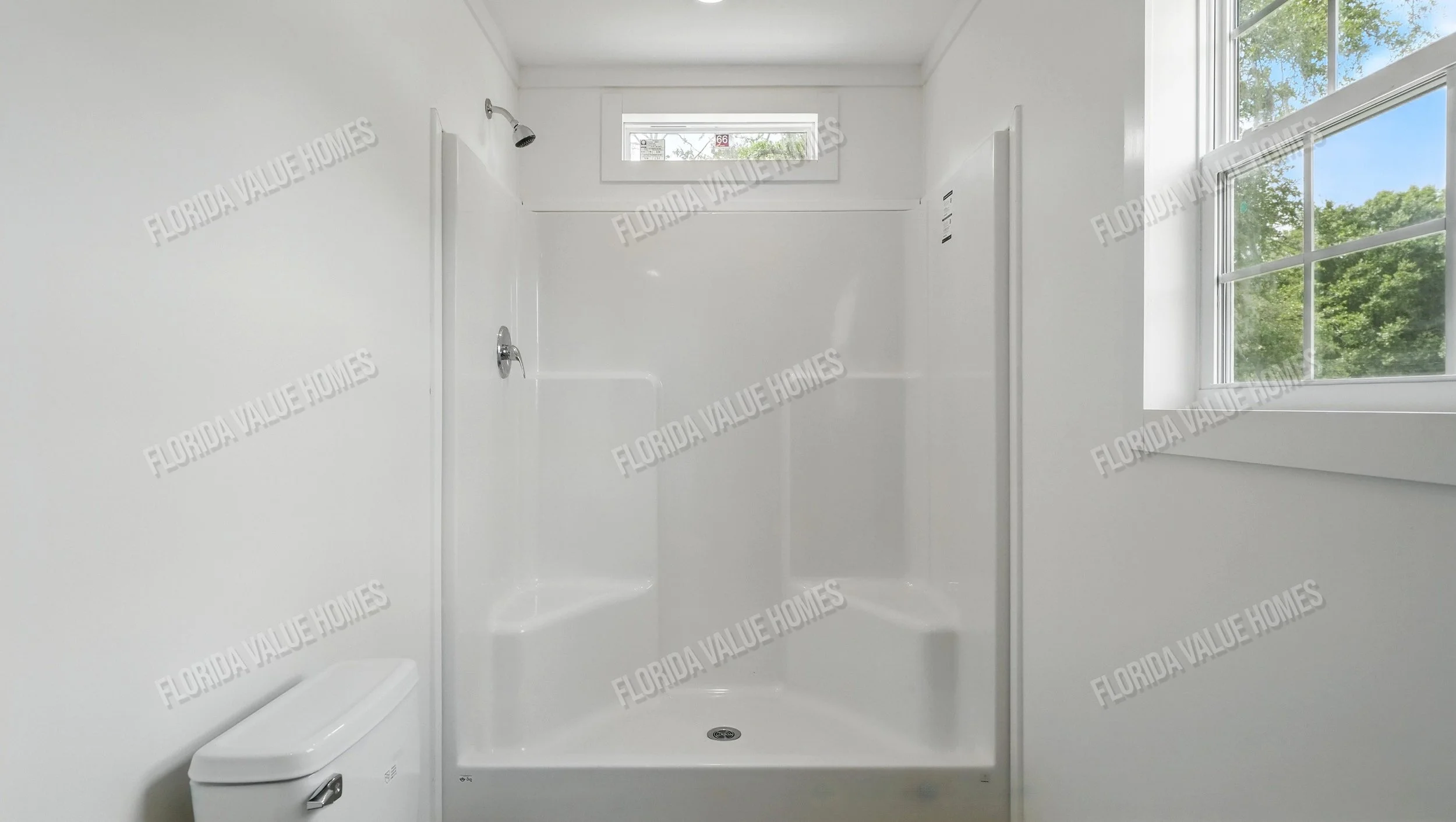 19-Master Bathroom.jpg