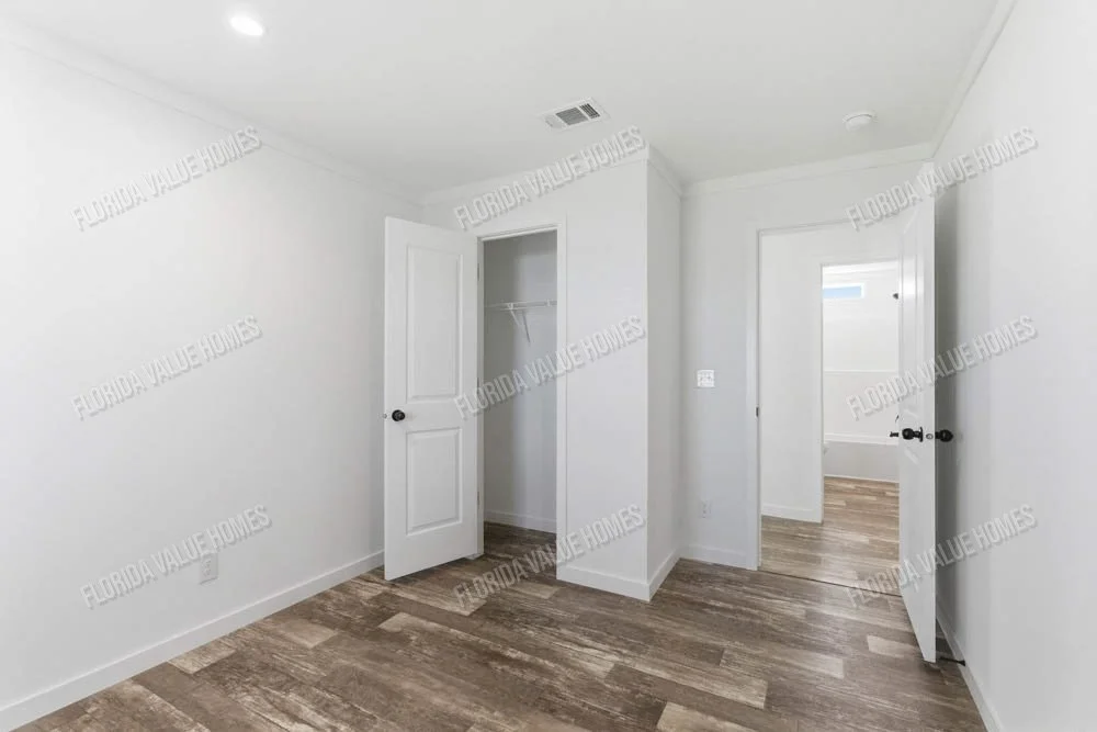 Gibbon-Tharp-239-key-largo-2856h32a1c-bedroom2.jpg