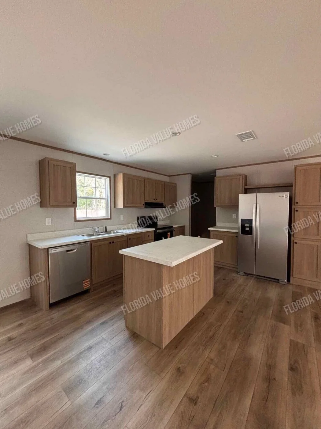 Prime 32x76 5 Bed 3 Bath (2,305 Sq Ft)