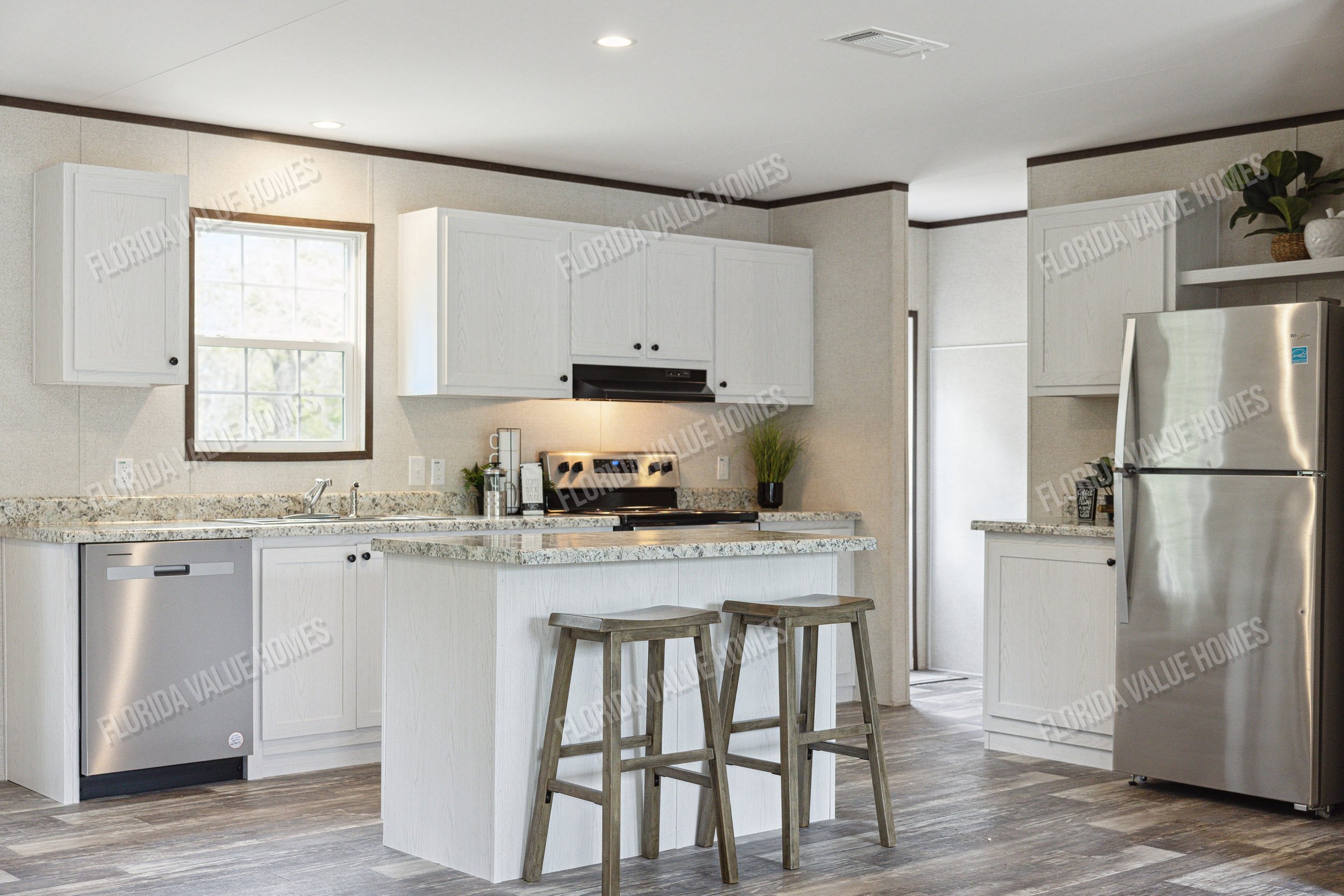 Prime 2856H32P01 Kitchen (1).jpg