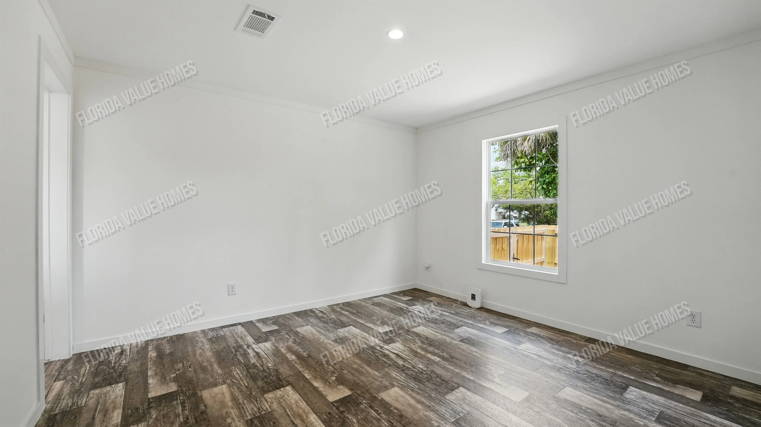 15-Master Bedroom.jpg