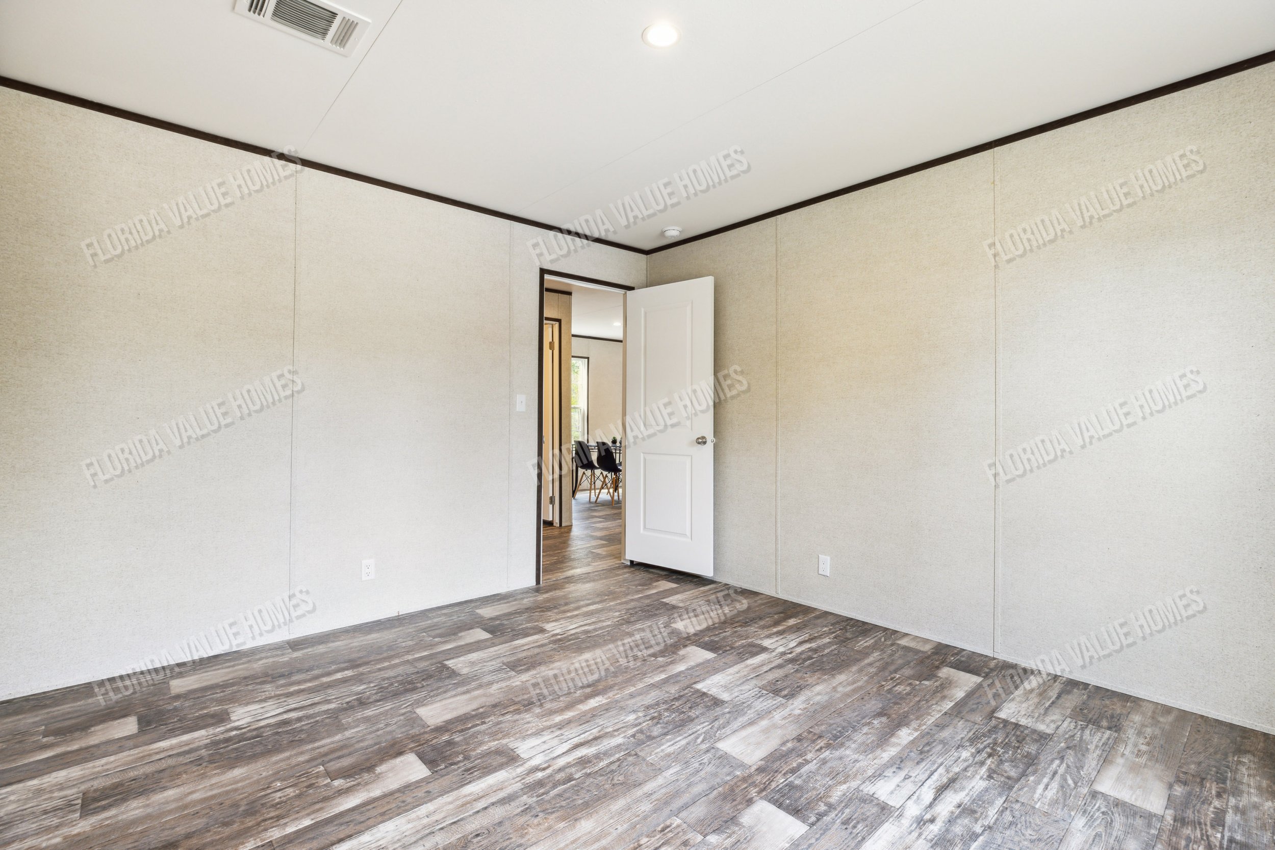 Prime 2856H32P01 Bedrooms (3).jpg