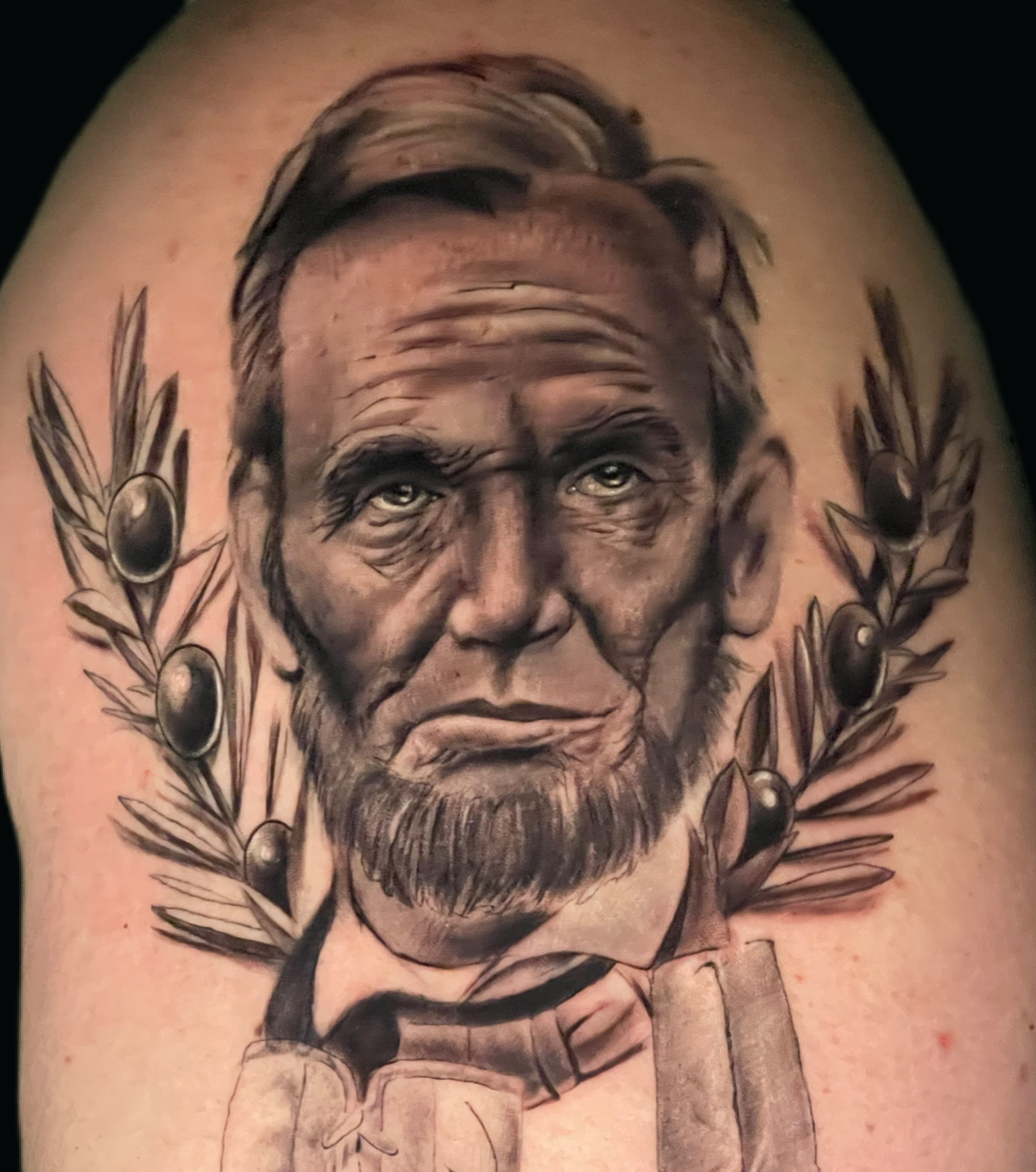 Black & Grey Realism + Portraits