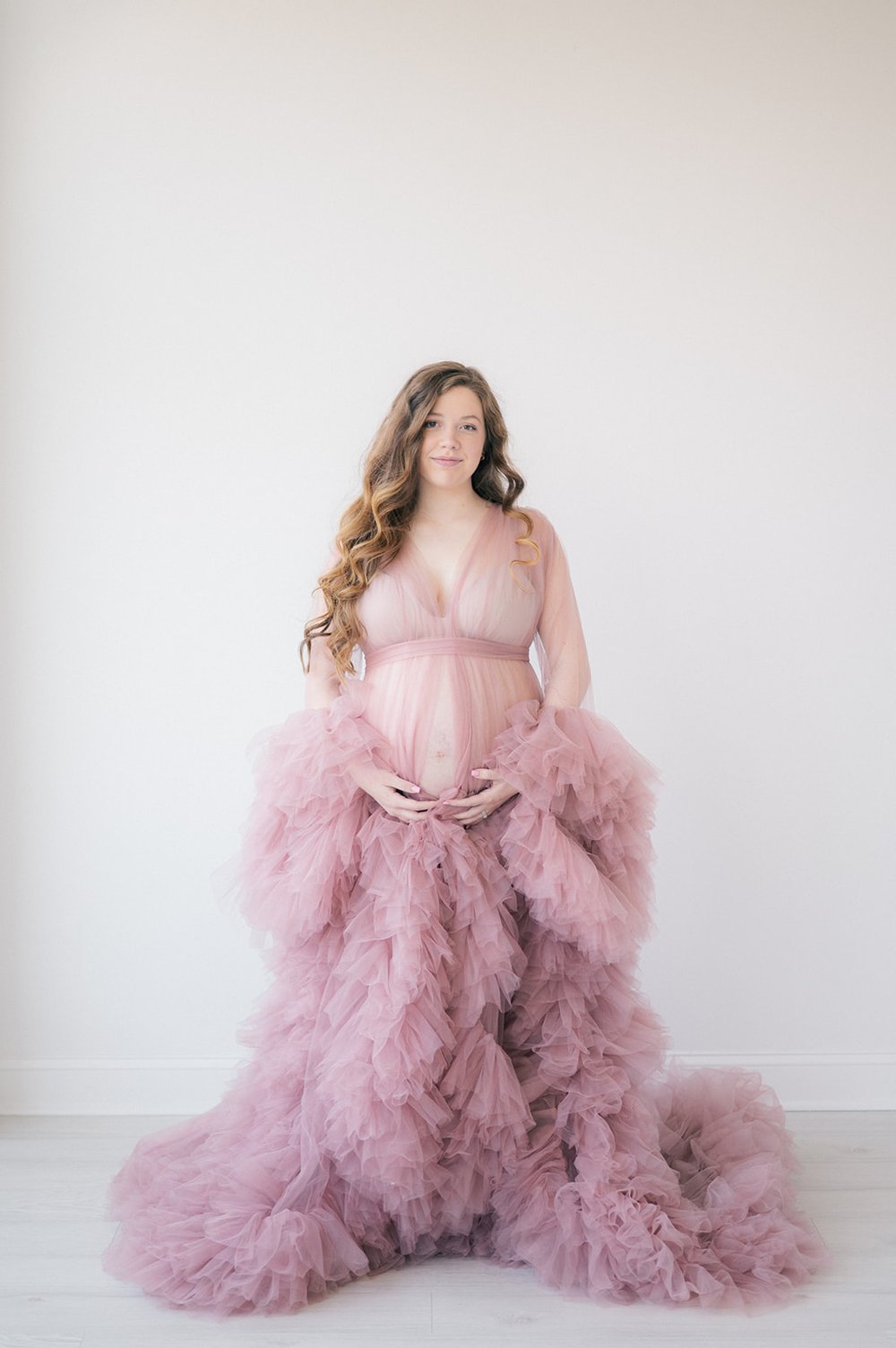 Emma- Maternity - JHP 2021-28.jpg