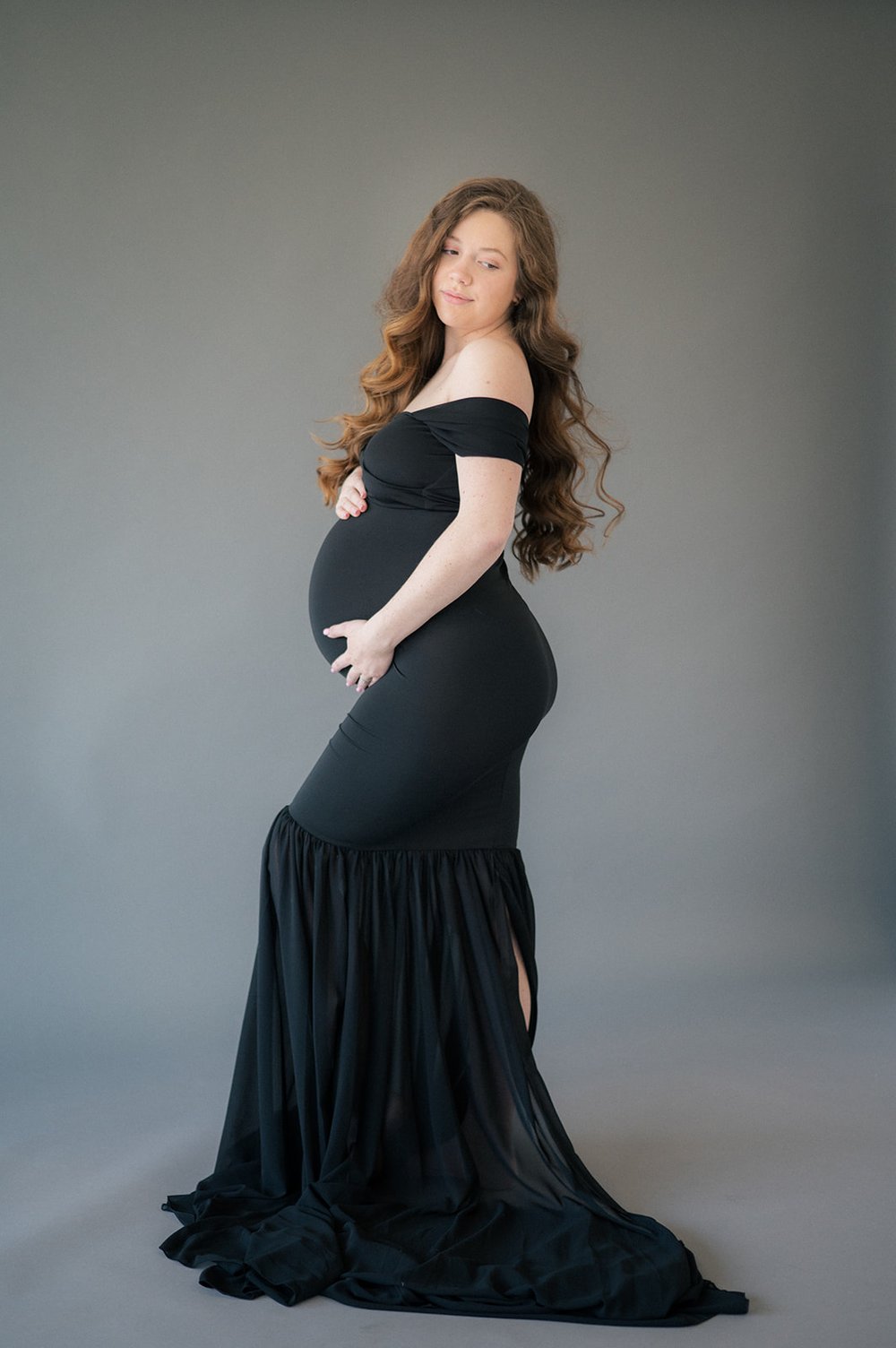 Emma- Maternity - JHP 2021-49.jpg