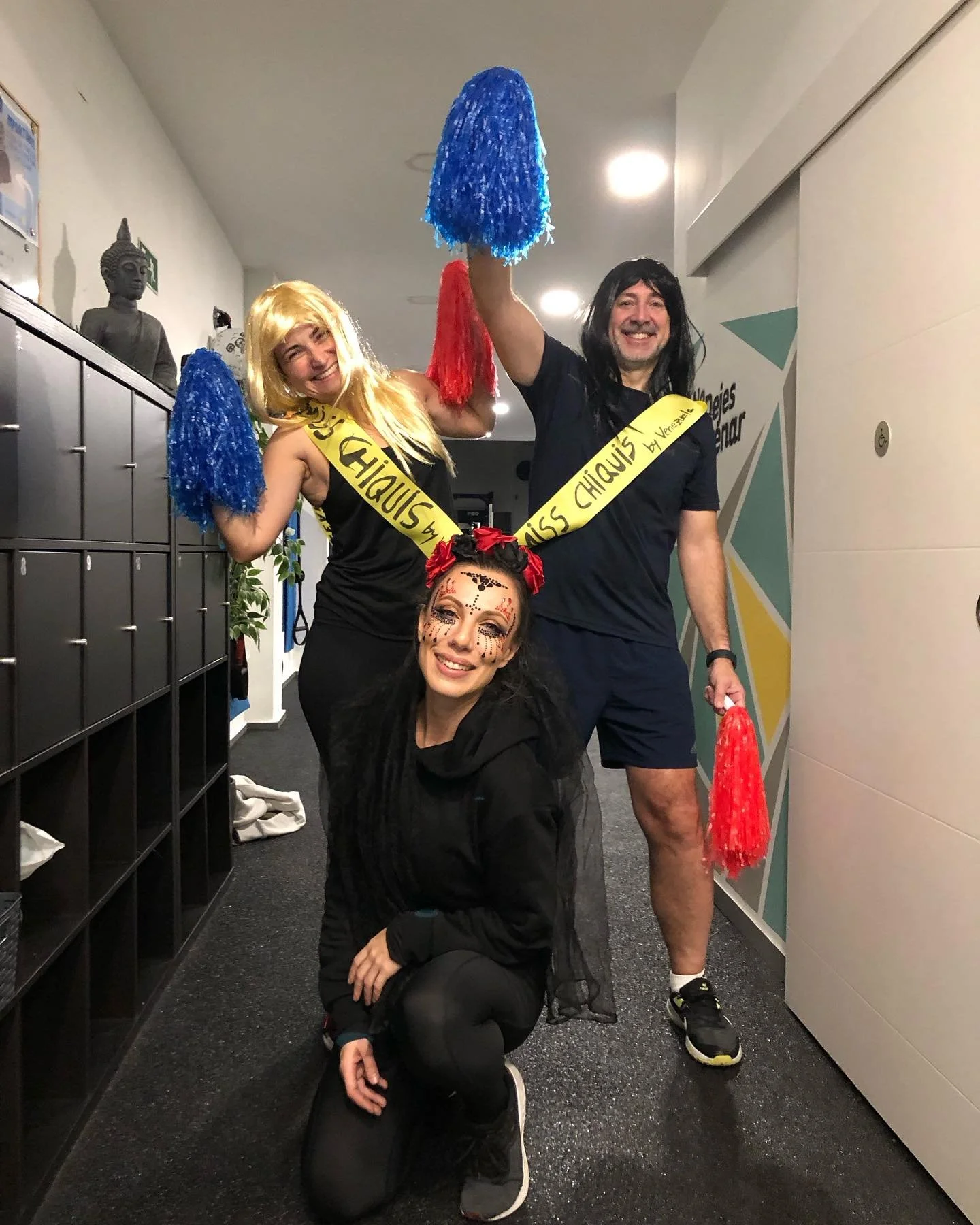 Las clases no fueron tan de terror (en las de @javiiramoss5 si hubo burpees y @natidp no saco a nadie a correr 🤣🎃🫶) nos divertimos, entrenamos y comimos dulce &iquest;que m&aacute;s se puede pedir? 🤗😍 @leticiamartinezescriba @larubiabcn @demajoi