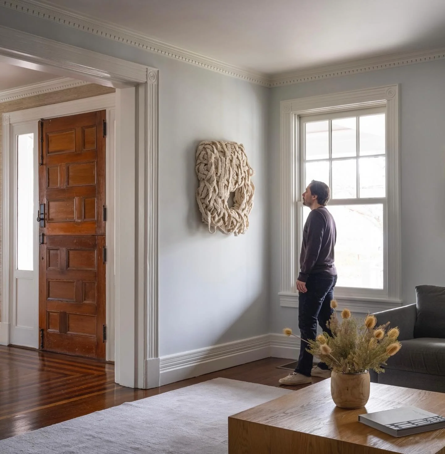 Love this unique work by Christina Jensen Vicente. Aptly titled Stillness during this snowy cold weather blast here in NY. Felted wool and mixed textile form a beautiful wall mounted sculpture. Photo: Adam Kane Macchia 
.
#bamartadvisory #christinaje