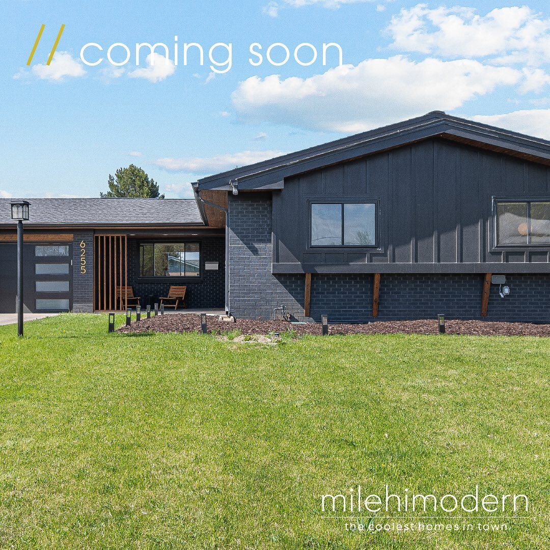 4 🛌 | 3 🛁 | 1🚗 | $1,150,000 💰| Mid-century modern timelessness converges with stylish updates in this Virginia Village treasure. // 6255 east mexico avenue // virginia village // coming soon by @milehimodern
 
#mhmhomes #milehimodern #midmod #mid