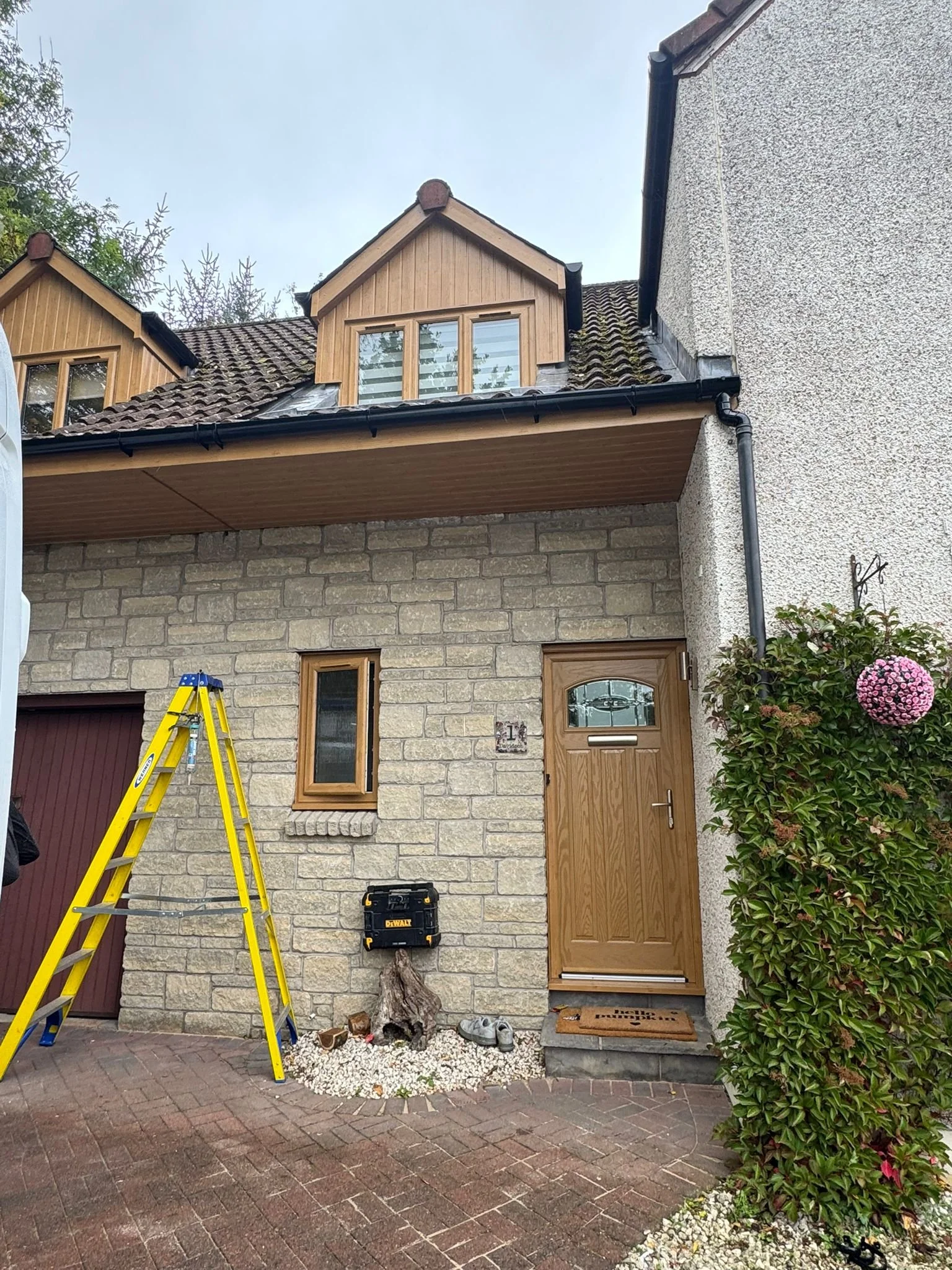 WhatsApp Image 2025-10-08 at 10.08.30.jpeg