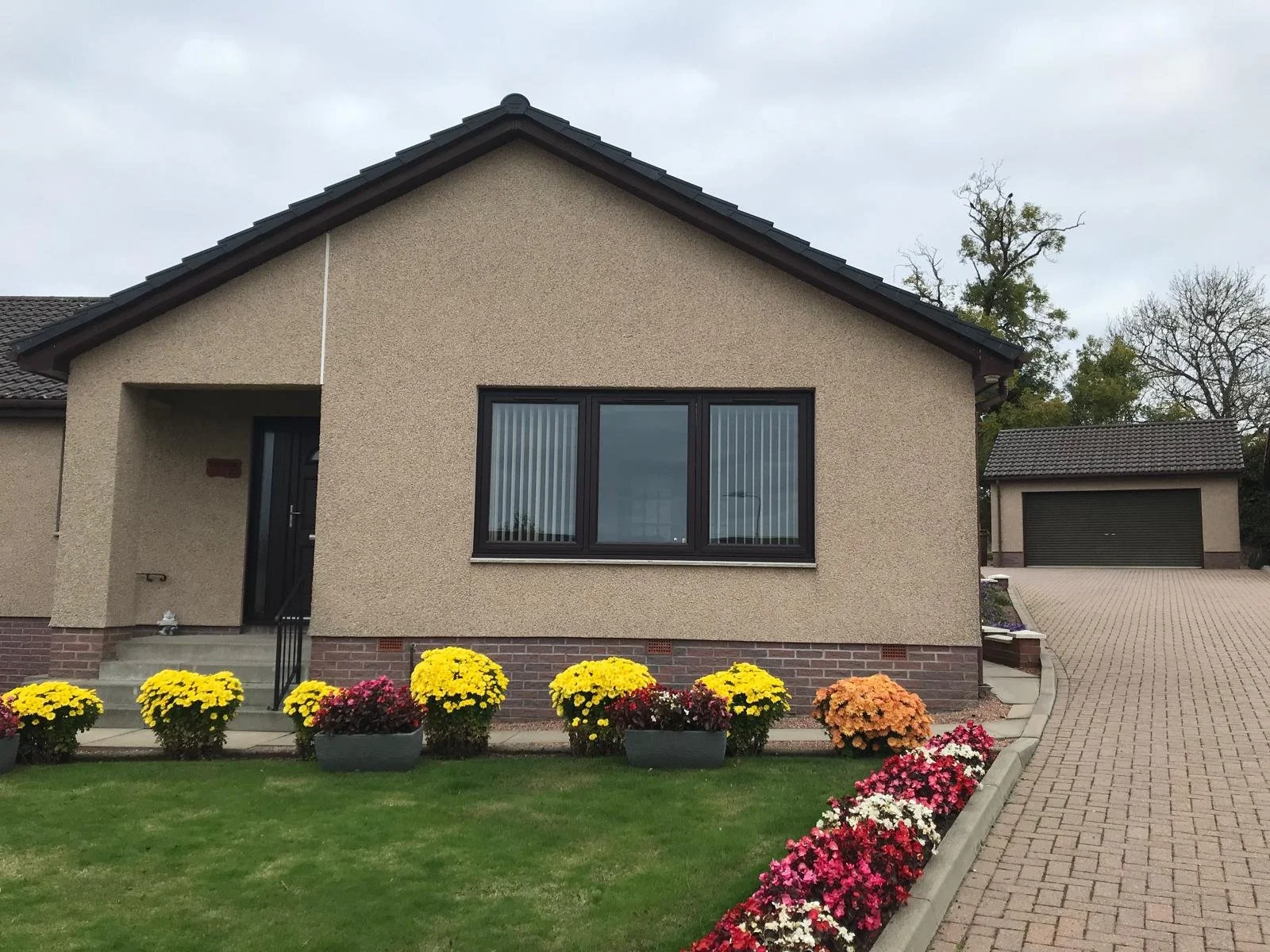 WhatsApp Image 2025-10-17 at 13.32.39 (1).jpeg