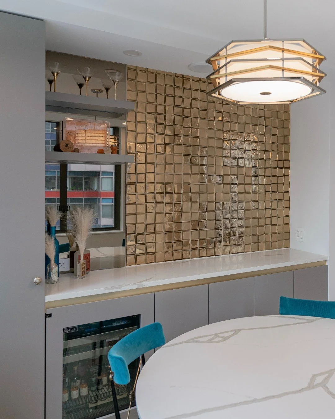 ✨ Metallic Magic in Your Home ✨

This holiday season, why not let your interiors sparkle? Metallic tiles bring shine, sophistication, and personality to every space&mdash;from glamorous bar backsplashes to playful bathroom accents. At 3F Living, we l