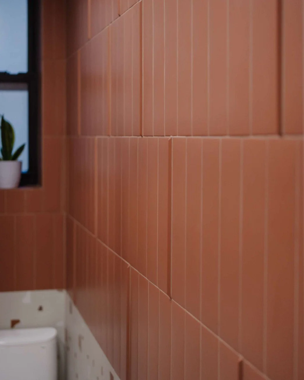 Tile became the storytelling moment in this space 💫

We began with the terrazzo, drawn to its organic movement and natural variation. It grounds the room across the lower walls, floor, and tub surround, bringing a softness and quiet rhythm that sets