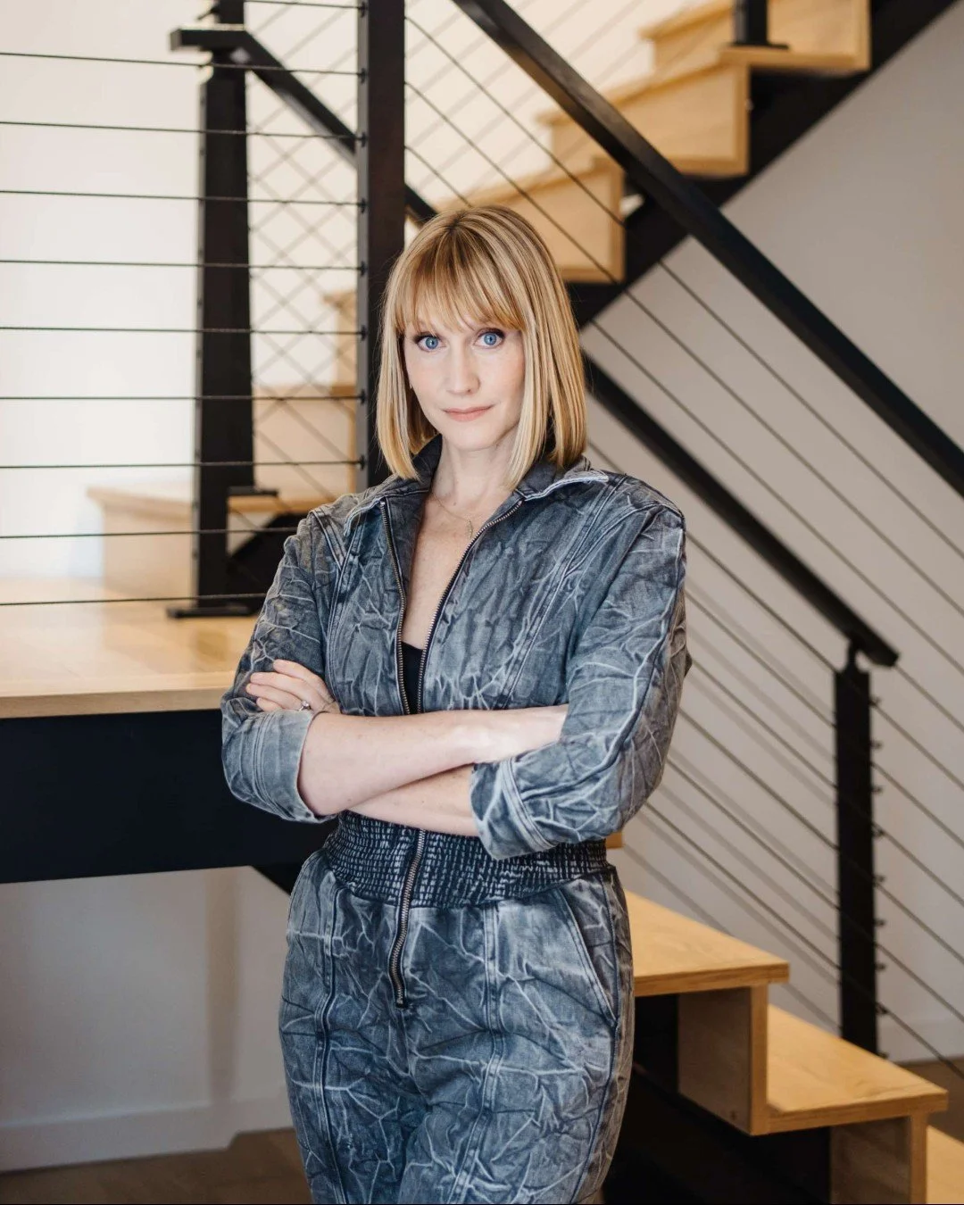 Meet Lindsay Joyce, Founder &amp; Head of Interior Design at 3F Living &mdash; but let&rsquo;s make this interesting...

Time for a 2 TRUTHS + 1 LIE about Lindsay &mdash; one fact below isn&rsquo;t quite right. Think you can spot it?

1. Lindsay star