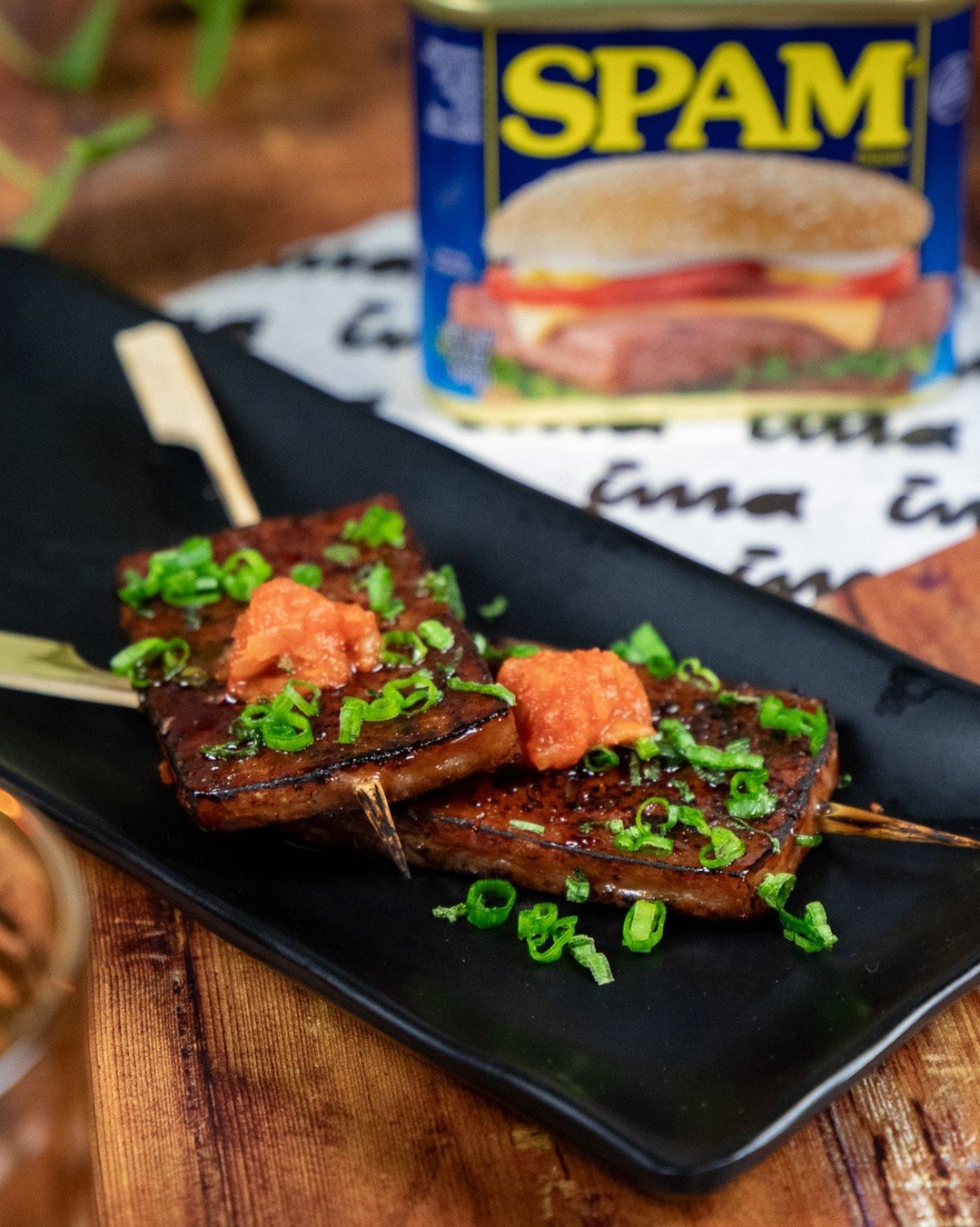😋 Need a quick bite? We got you. Cold or hot, small plates served fast ⚡️