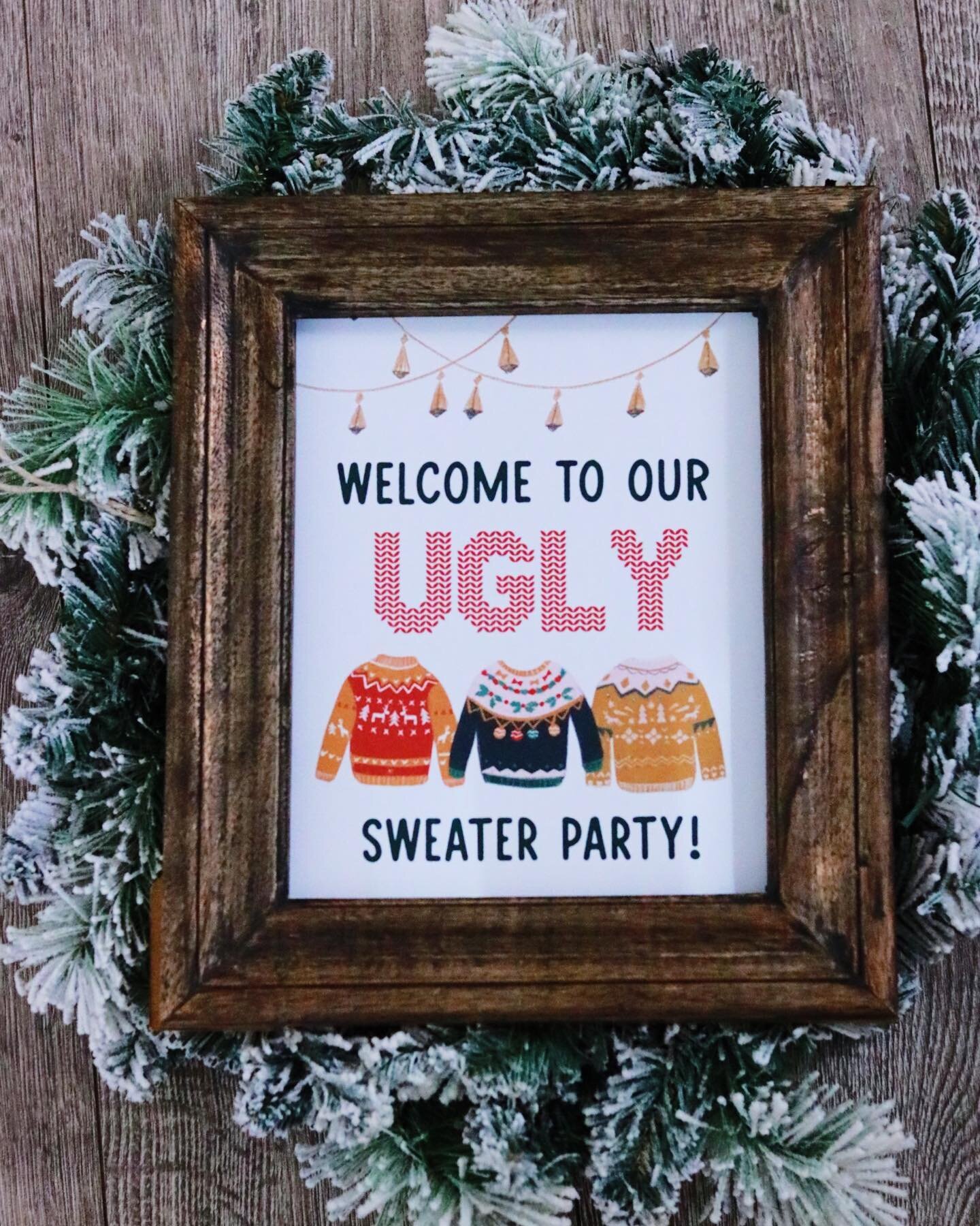 Ugly sweater parties 🎉 are one heck of a theme for Christmas ! They are so fun and I am excited to finally have designed a full printable party in that theme. 
.
.
What&rsquo;s your favorite Christmas 🎄 holiday theme party ? 
.
.
#sugarpartiesla #u