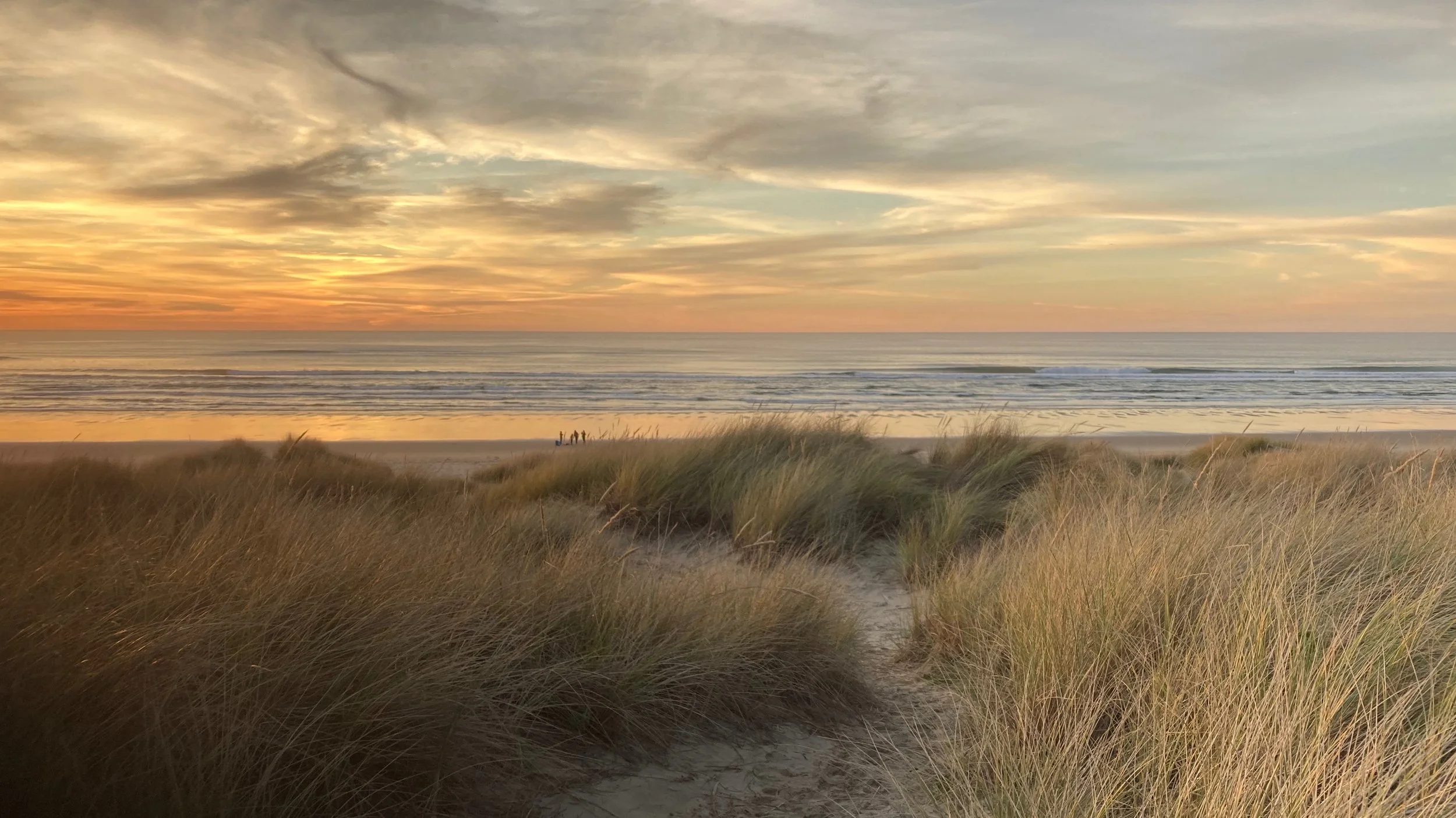 nowhere button image.jpeg