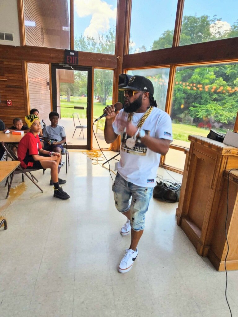 Pic from the camp war perf..jpg