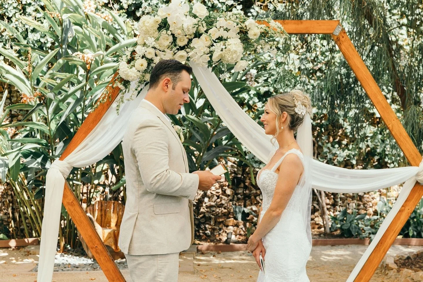 Getting married? Let us take care of the flowers for your big day!
 
 
 
#sandiegoweddingflorist #sandiegoflorist #weddingflowers #sandiegoweddingflowers #sandiegowedding #californiawedding #weddingflorist #weddinginspo #wildwallfowersd