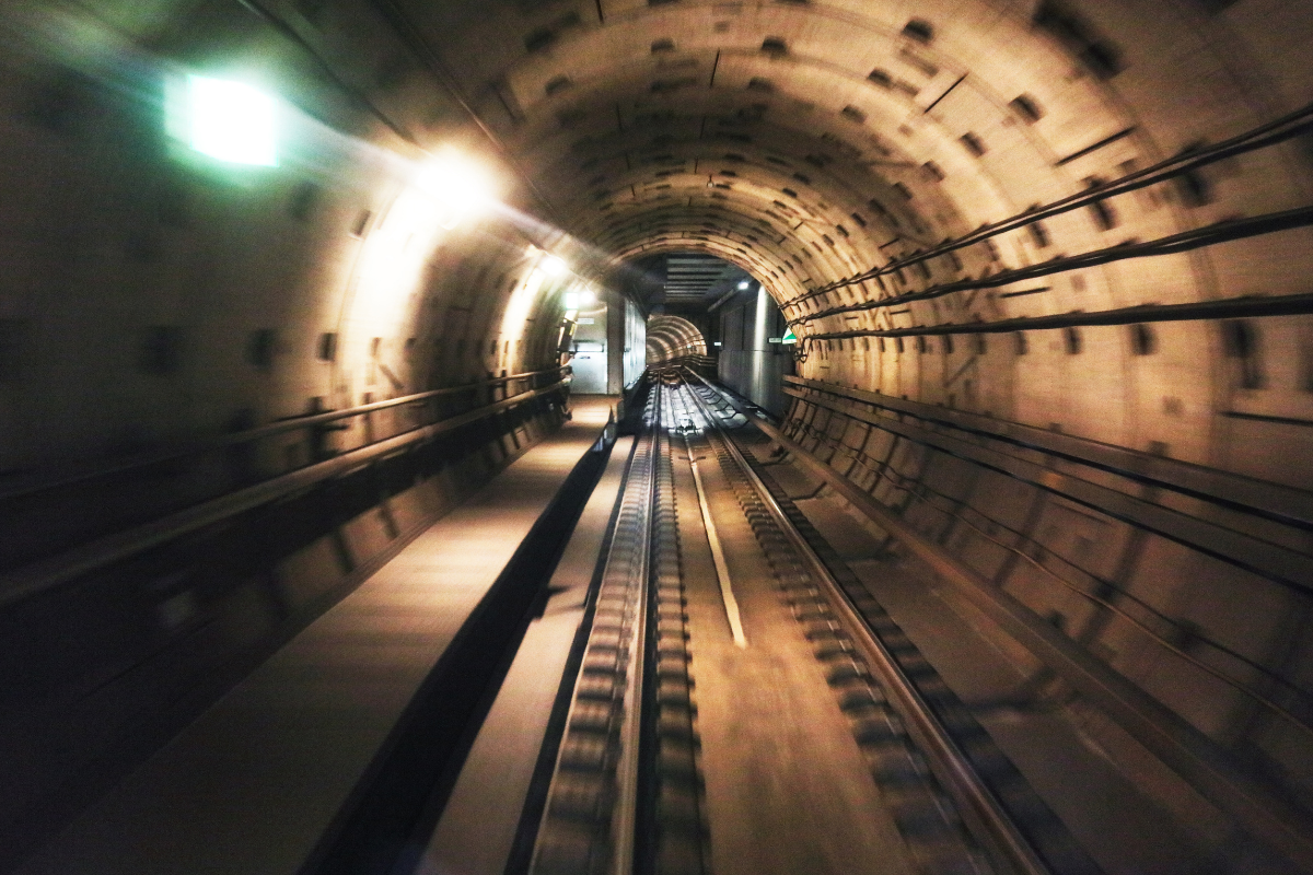 Fire-rated thermal insulating board panels in tunnel infrastructure