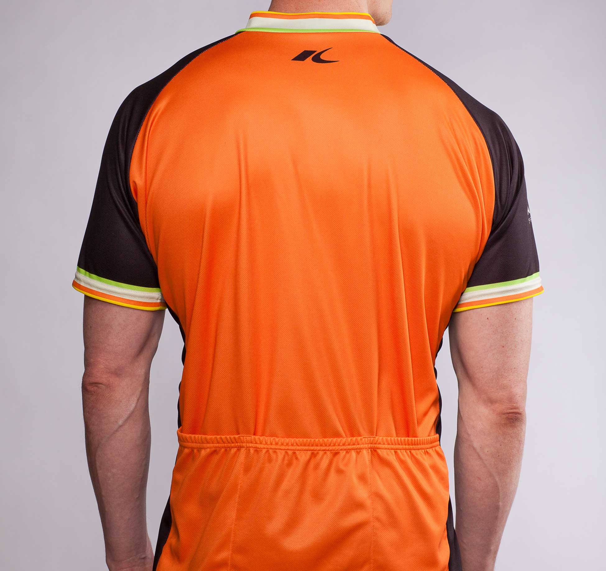 Kaidel_Orange_Men_Back.jpg