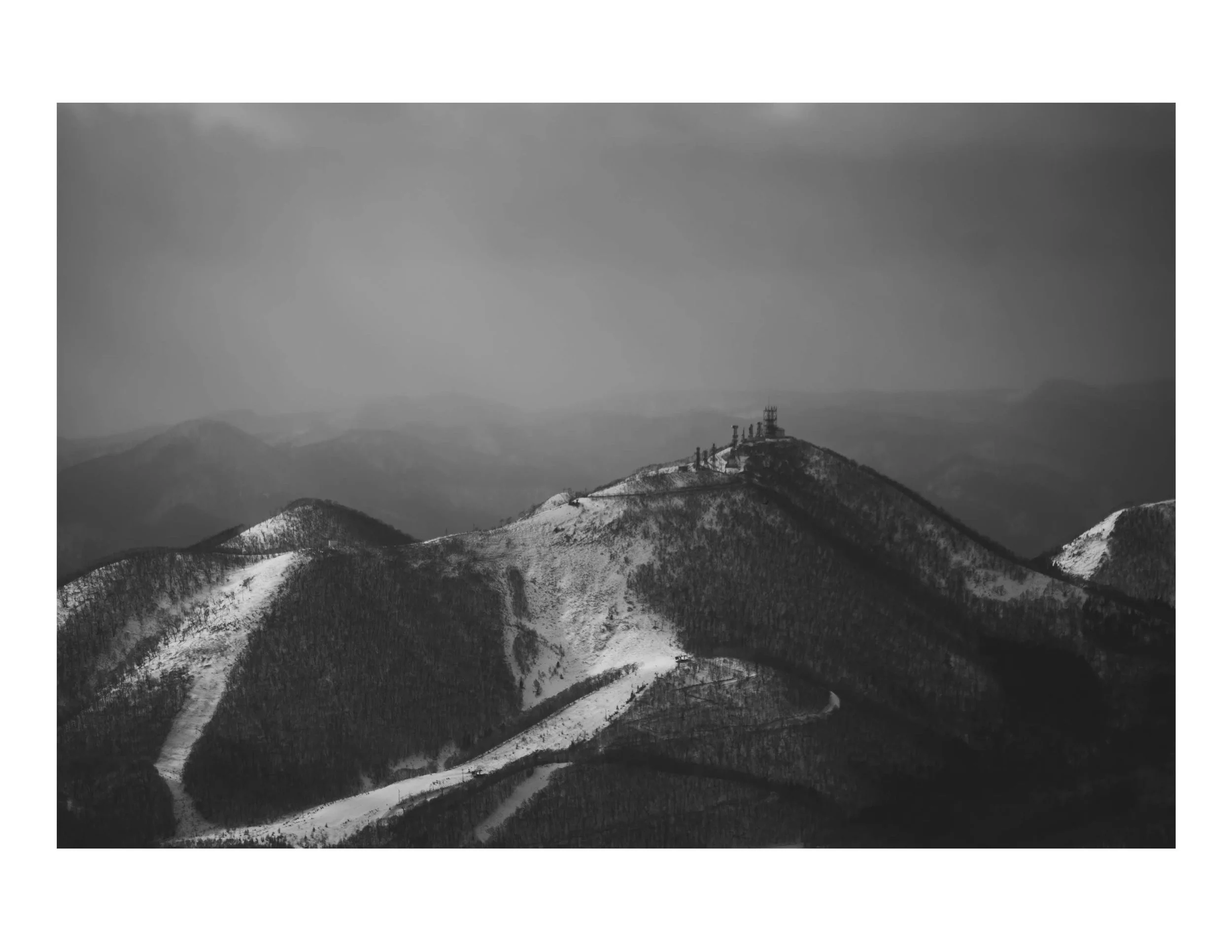 mountainbw.jpg