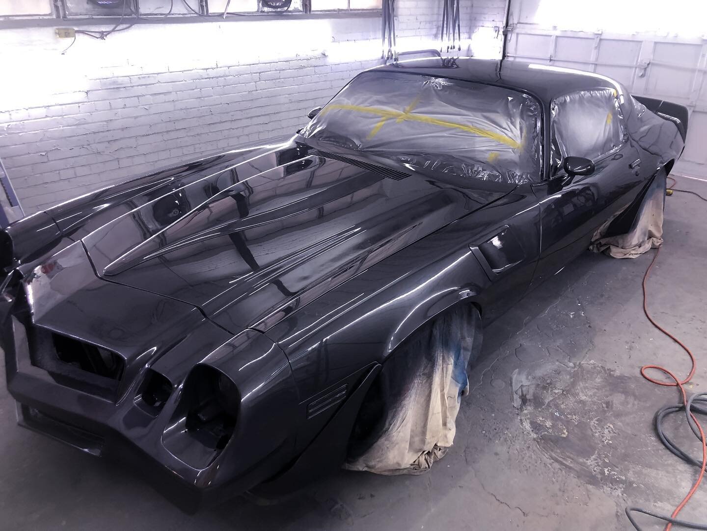 @collisionconceptsdfw getting ready for sealer and paint on this &lsquo;81 Z28 Camaro we have at the shop. Here are some before and after shots we got! 

#dfwspeedshop #dallascars #classiccars #camaros #z28 #z28camaro #freshpaintjob #bodyshop #speeds