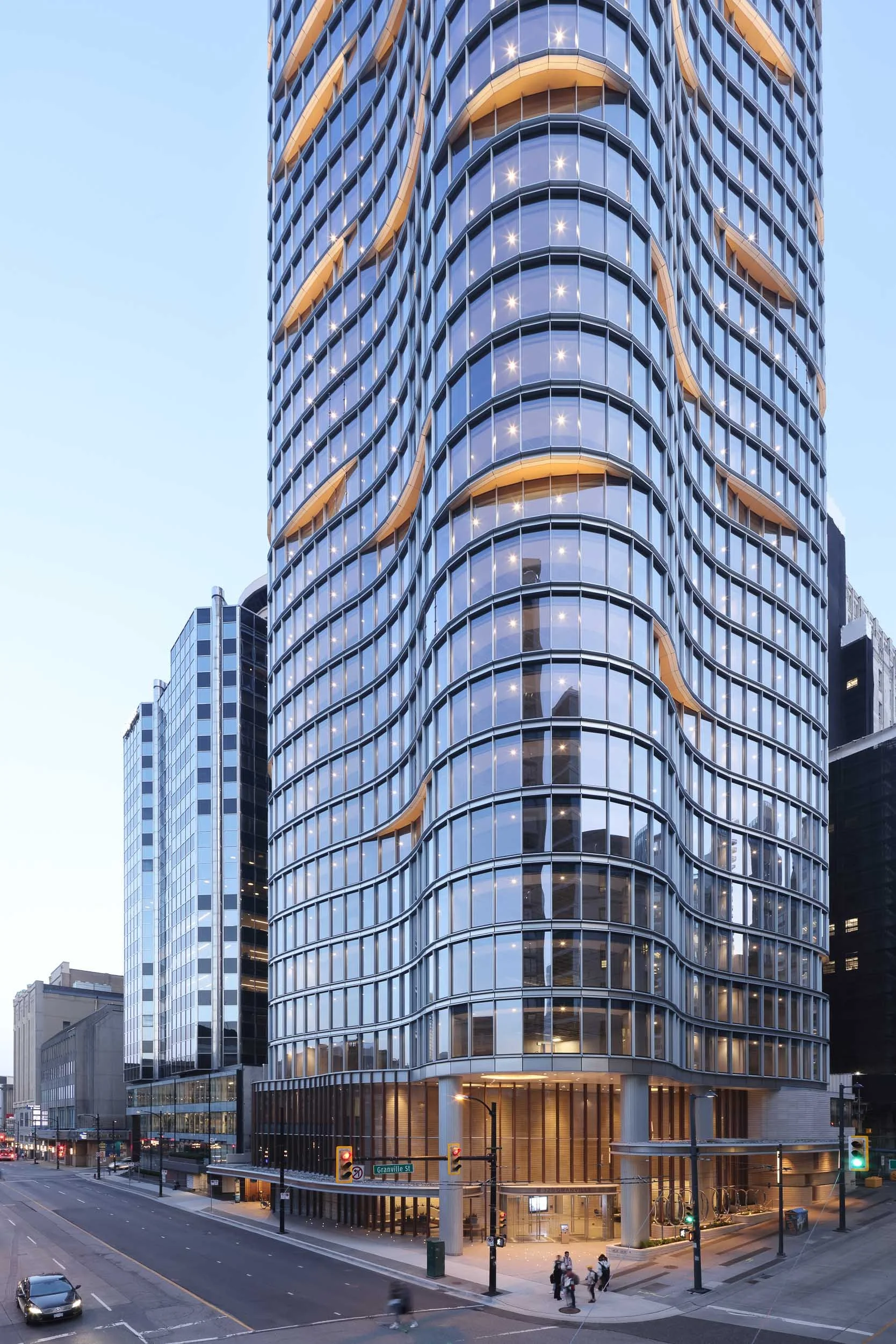 BosaDev_320Granville_1664.jpg