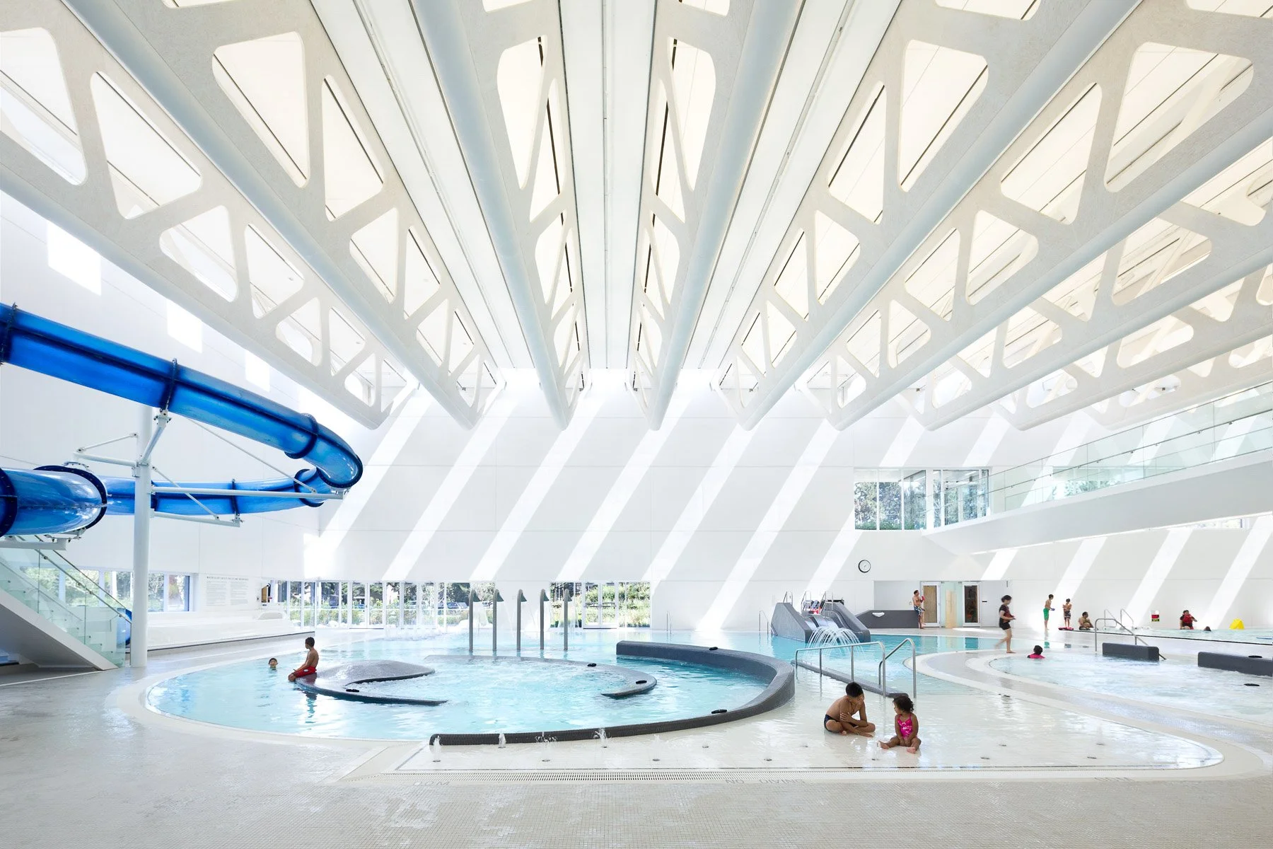 BingThom_GuildfordPool4163-.jpg